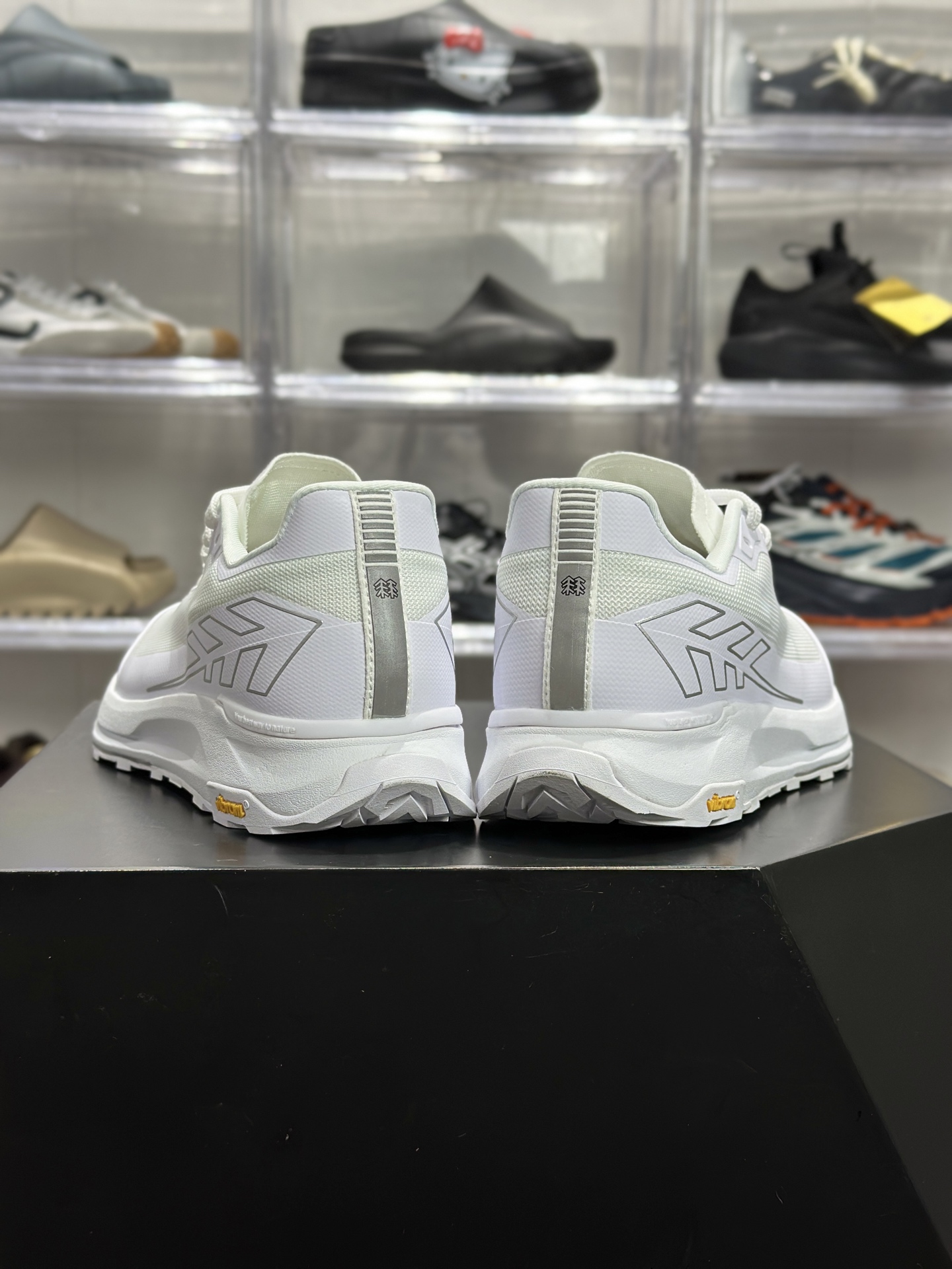 240 可隆 EGG LITE 2.0 轻量小白鞋 LUFH5MN046-IV-Chinese UA Cheap High Quatity Brand Clothes Bags handbags Sneakers wholesale wholesaler seller from China Factory suppliers Fashion Clothing Shoes best Quality Beautiful Price 240 可隆 EGG LITE 2.0 轻量小白鞋 LUFH5MN046-IV