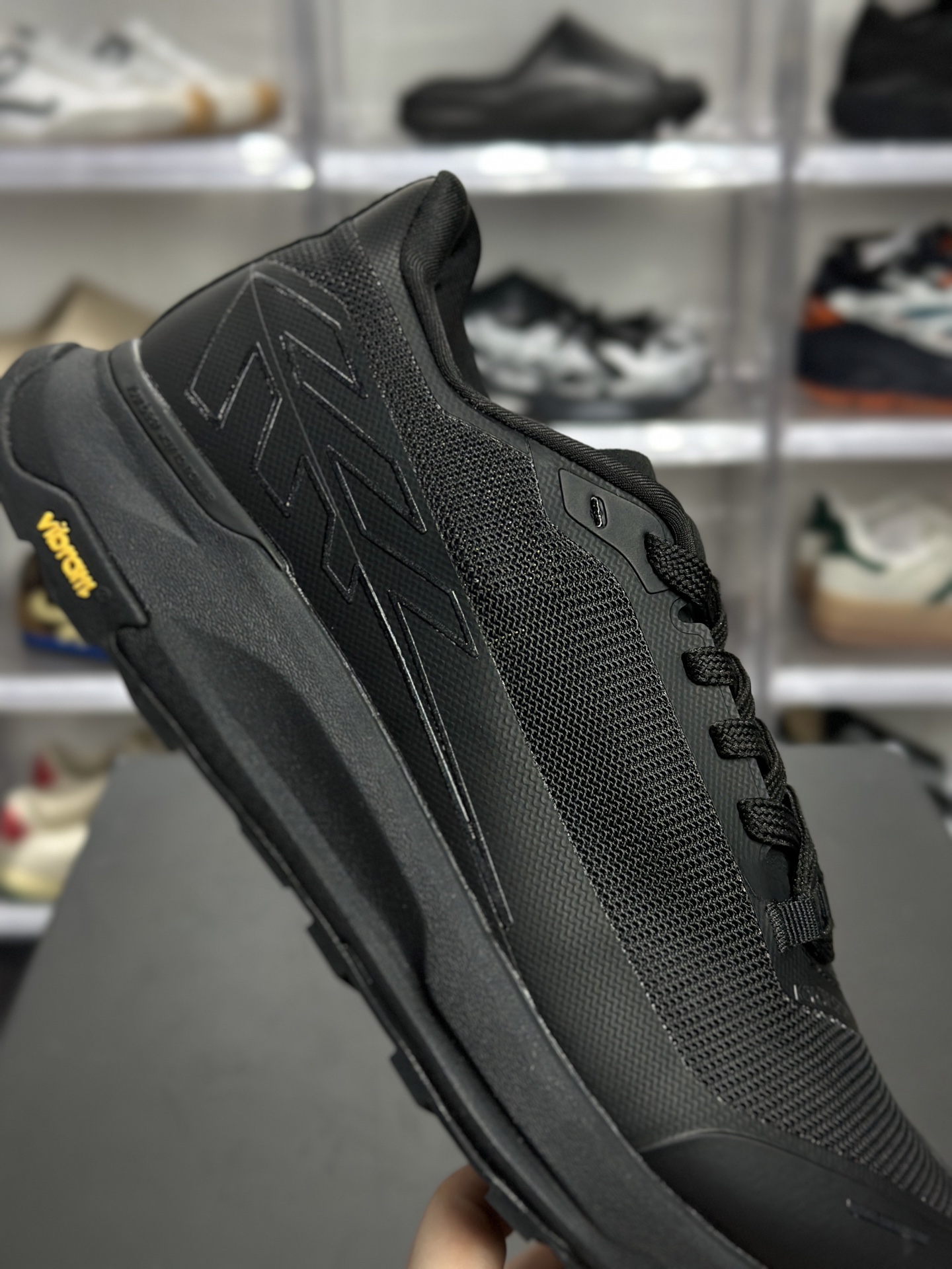 240 可隆 EGG LITE 2.0 全黑款 LUFH5MN046-IV-Chinese UA Cheap High Quatity Brand Clothes Bags handbags Sneakers wholesale wholesaler seller from China Factory suppliers Fashion Clothing Shoes best Quality Beautiful Price 240 可隆 EGG LITE 2.0 全黑款 LUFH5MN046-IV
