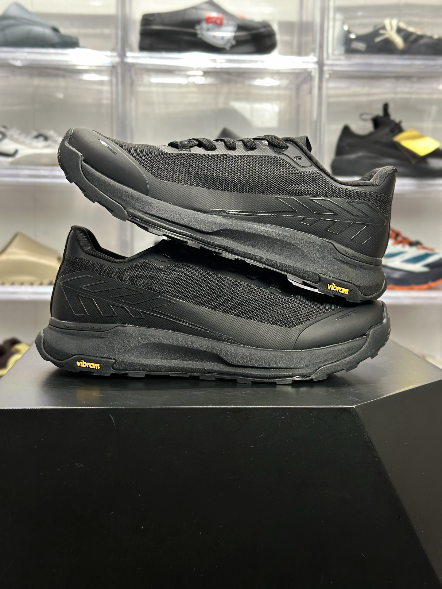240 可隆 EGG LITE 2.0 全黑款 LUFH5MN046-IV-Chinese UA Cheap High Quatity Brand Clothes Bags handbags Sneakers wholesale wholesaler seller from China Factory suppliers Fashion Clothing Shoes best Quality Beautiful Price 240 可隆 EGG LITE 2.0 全黑款 LUFH5MN046-IV