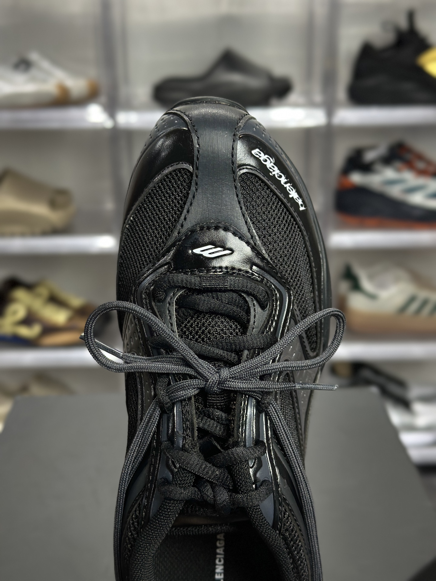 Balenciaga Radar 黑武士网面跑鞋-Top High Quatity Cheap Sneakers Fashion Clothing Clothes Bags handbags Shoes of all Brand wholesale With The best Quality And Beautiful Price from China Factory Chinese suppliers wholesaler seller Balenciaga Radar 黑武士网面跑鞋
