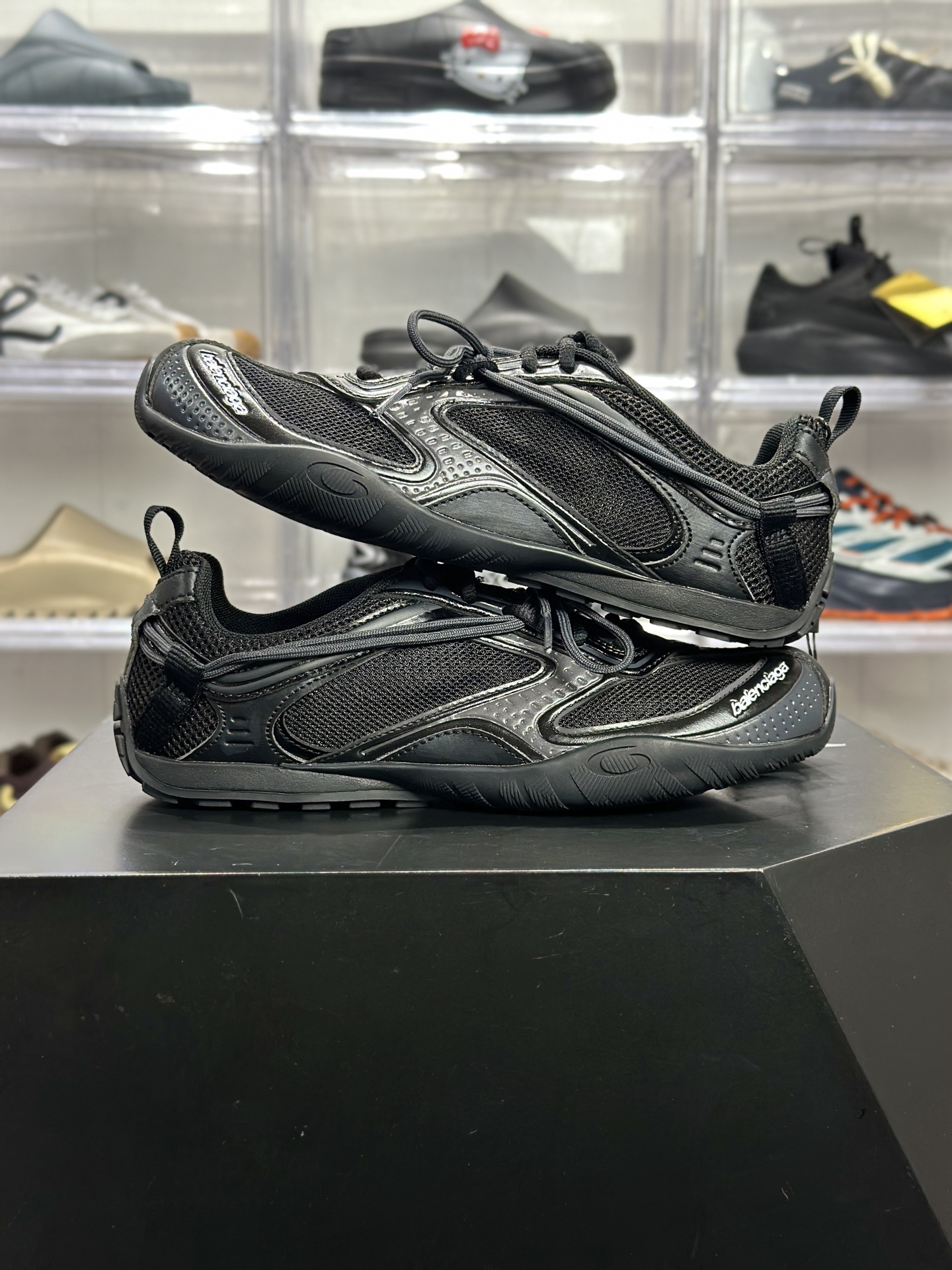Balenciaga Radar 黑武士网面跑鞋-Top High Quatity Cheap Sneakers Fashion Clothing Clothes Bags handbags Shoes of all Brand wholesale With The best Quality And Beautiful Price from China Factory Chinese suppliers wholesaler seller Balenciaga Radar 黑武士网面跑鞋
