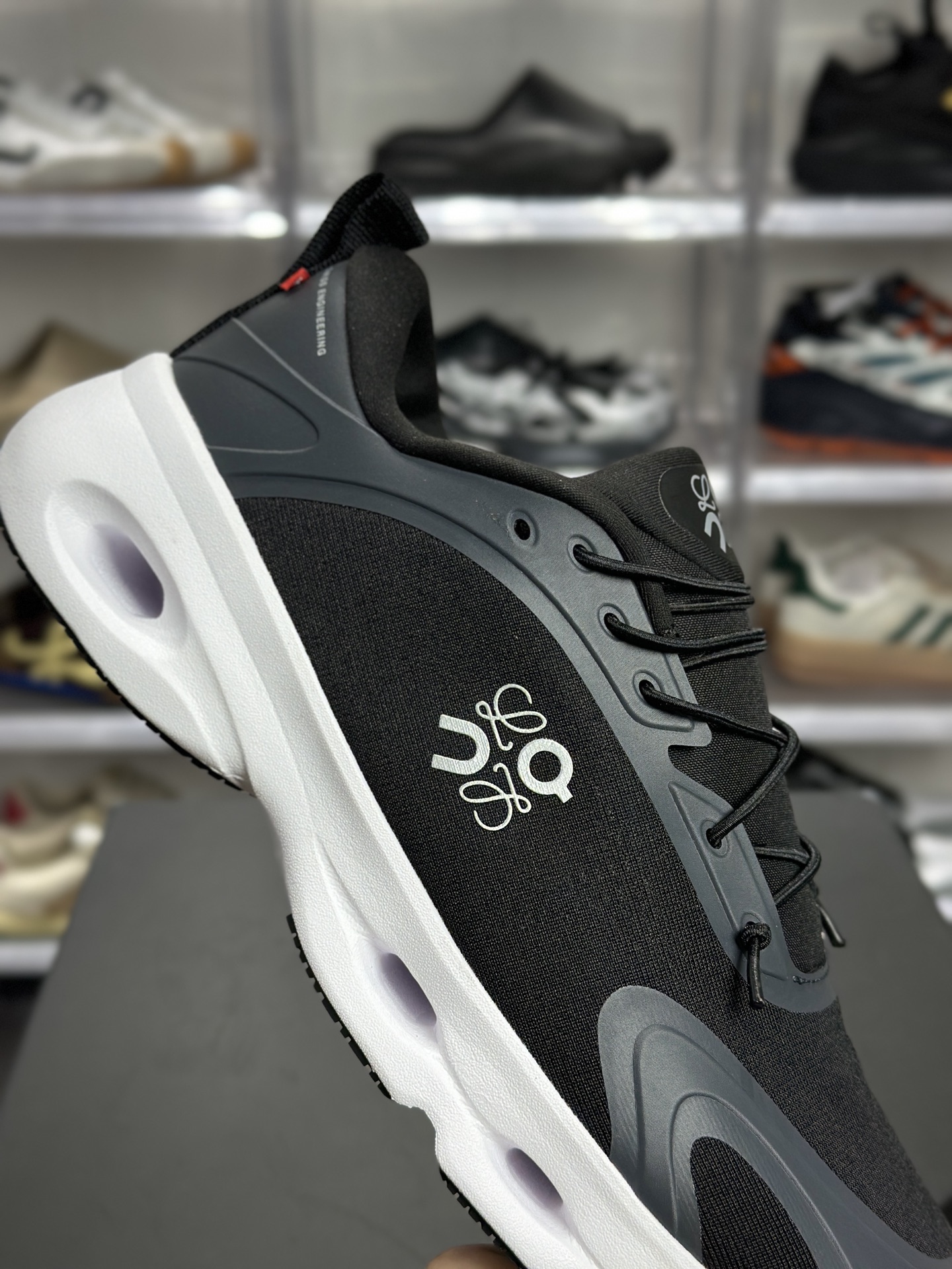 180 LOEWE Cloudsolo 黑白款 3MF3060-Chinese UA Cheap High Quatity Brand Clothes Bags handbags Sneakers wholesale wholesaler seller from China Factory suppliers Fashion Clothing Shoes best Quality Beautiful Price 180 LOEWE Cloudsolo 黑白款 3MF3060