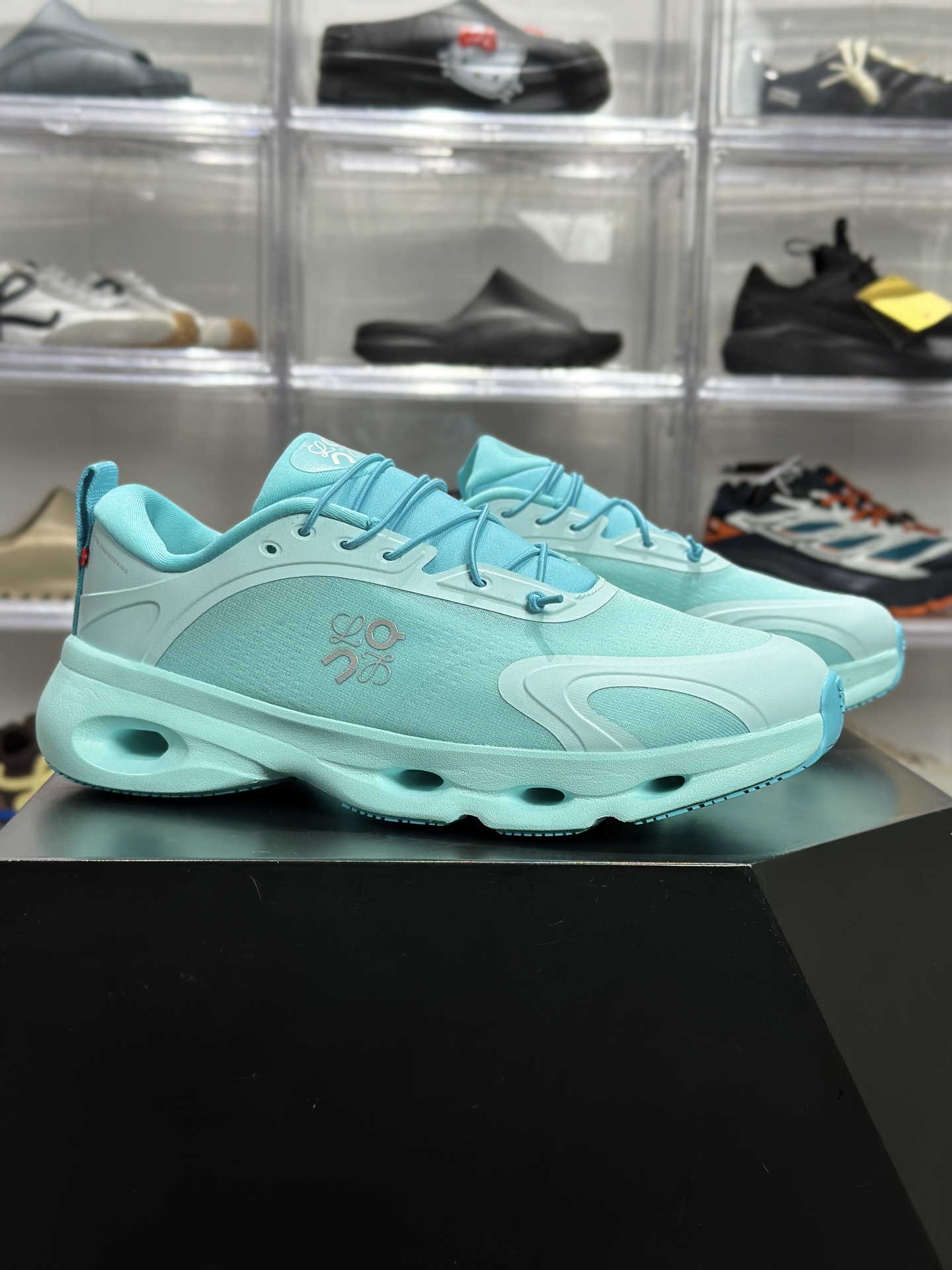 180 LOEWE Cloudsolo 冰蓝色款 罗意威冰蓝云朵鞋