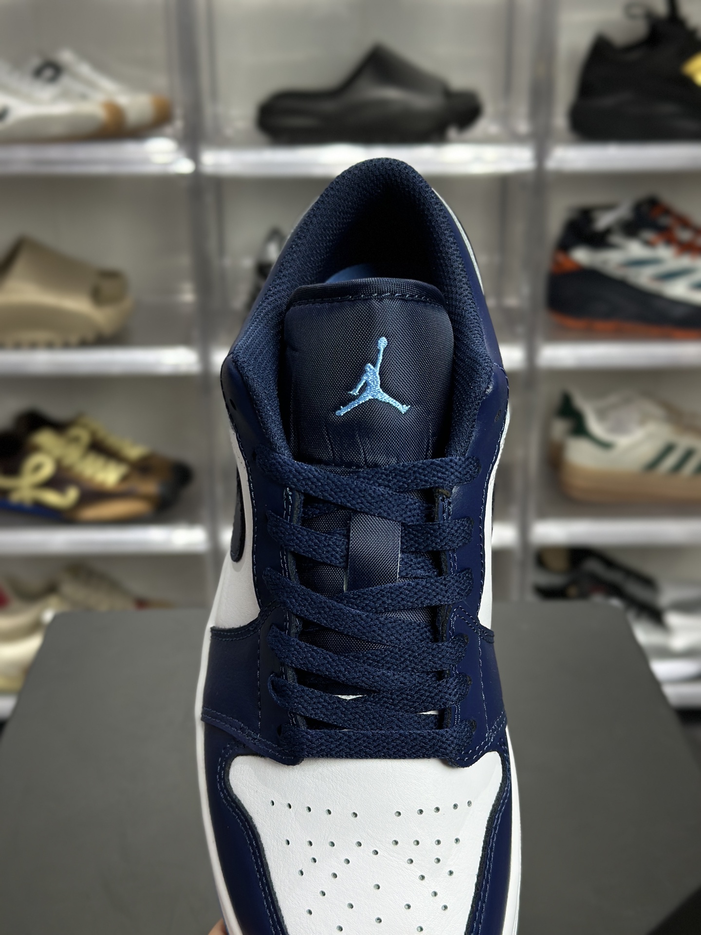 220 Air Jordan 1 Low 海军蓝白 553558-404-Chinese UA Cheap High Quatity Brand Clothes Bags handbags Sneakers wholesale wholesaler seller from China Factory suppliers Fashion Clothing Shoes best Quality Beautiful Price 220 Air Jordan 1 Low 海军蓝白 553558-404