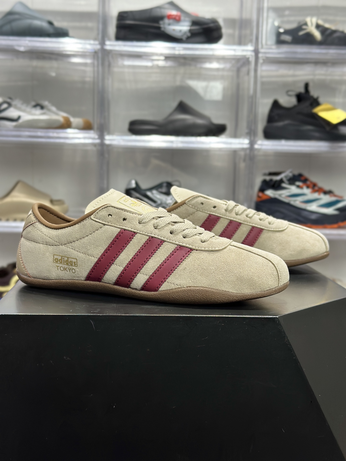 150 adidas TOKYO W 卡其酒红 KJ0367-Chinese UA Cheap High Quatity Brand Clothes Bags handbags Sneakers wholesale wholesaler seller from China Factory suppliers Fashion Clothing Shoes best Quality Beautiful Price 150 adidas TOKYO W 卡其酒红 KJ0367