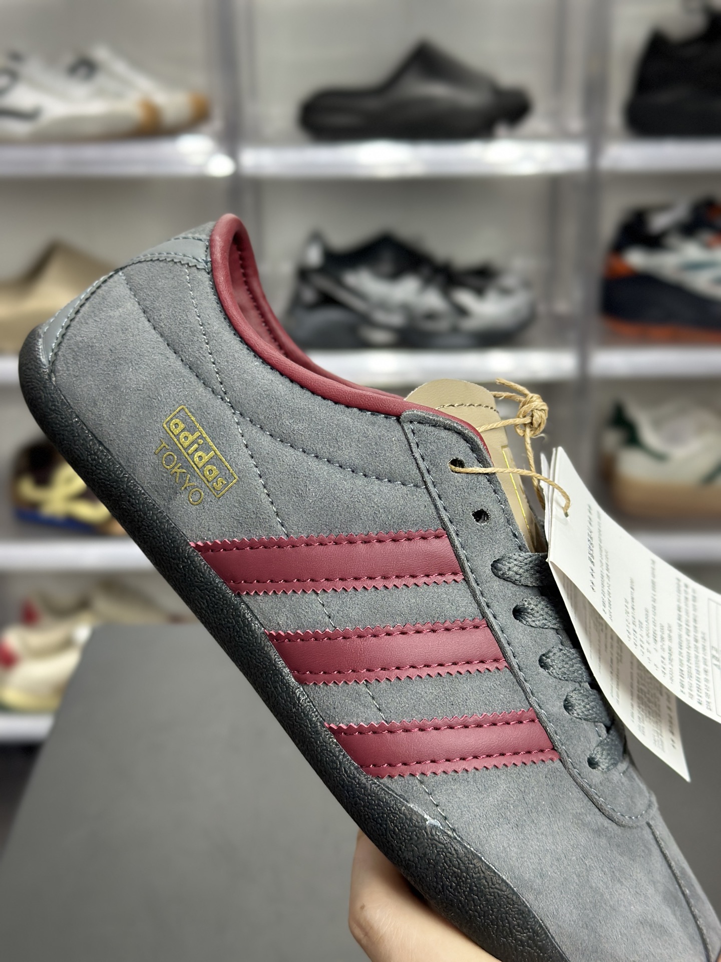 150 adidas TOKYO W 深灰酒红 KJ0366-Chinese UA Cheap High Quatity Brand Clothes Bags handbags Sneakers wholesale wholesaler seller from China Factory suppliers Fashion Clothing Shoes best Quality Beautiful Price 150 adidas TOKYO W 深灰酒红 KJ0366