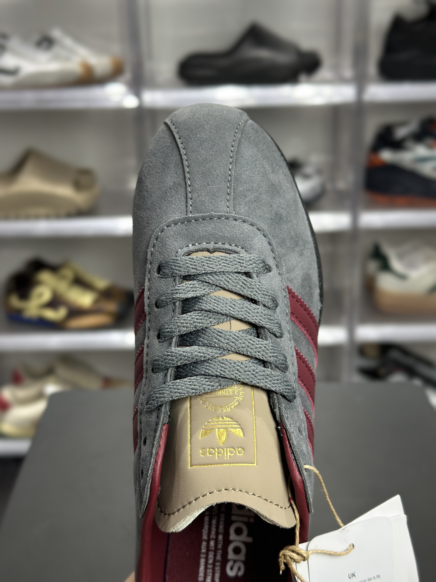 150 adidas TOKYO W 深灰酒红 KJ0366-Chinese UA Cheap High Quatity Brand Clothes Bags handbags Sneakers wholesale wholesaler seller from China Factory suppliers Fashion Clothing Shoes best Quality Beautiful Price 150 adidas TOKYO W 深灰酒红 KJ0366