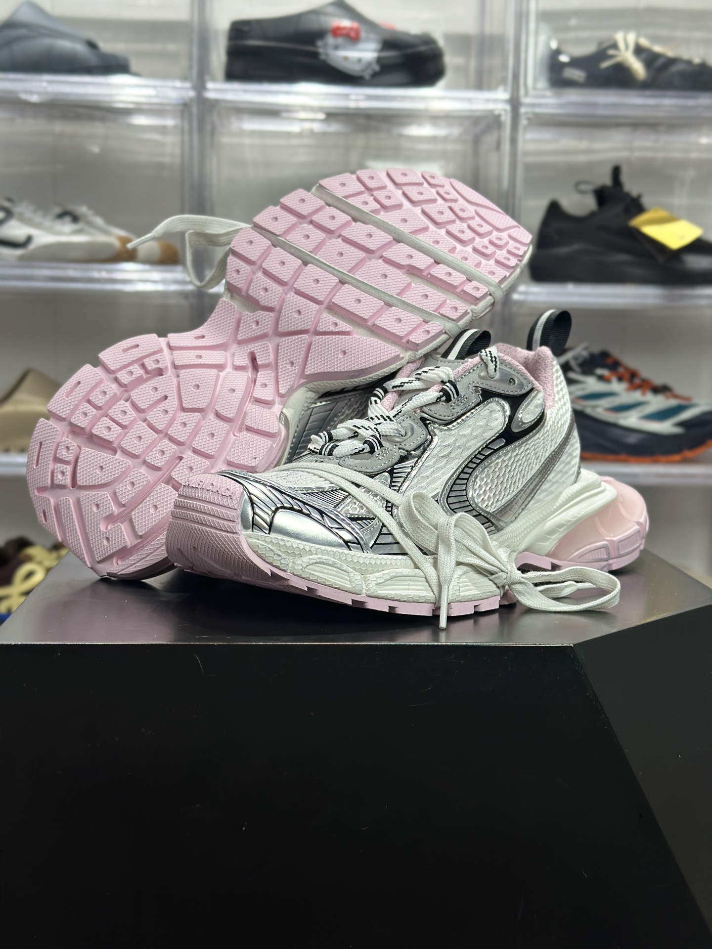 Balenciaga 3XL Gel 白黑粉款 814229-Top High Quatity Cheap Sneakers Fashion Clothing Clothes Bags handbags Shoes of all Brand wholesale With The best Quality And Beautiful Price from China Factory Chinese suppliers wholesaler seller Balenciaga 3XL Gel 白黑粉款 814229