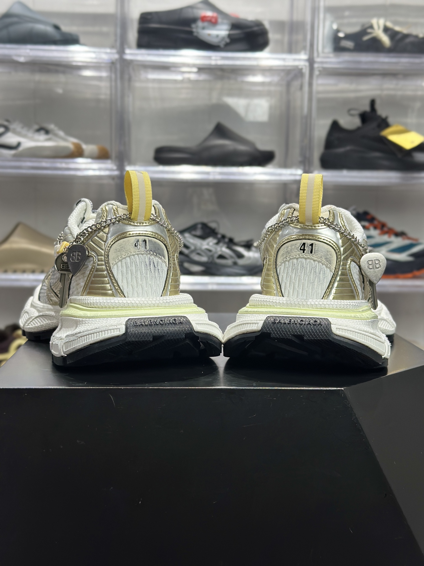 Balenciaga 3XL 白金限定款 专属装饰链版 白金 + 做旧配色-Top High Quatity Cheap Sneakers Fashion Clothing Clothes Bags handbags Shoes of all Brand wholesale With The best Quality And Beautiful Price from China Factory Chinese suppliers wholesaler seller Balenciaga 3XL 白金限定款 专属装饰链版 白金 + 做旧配色