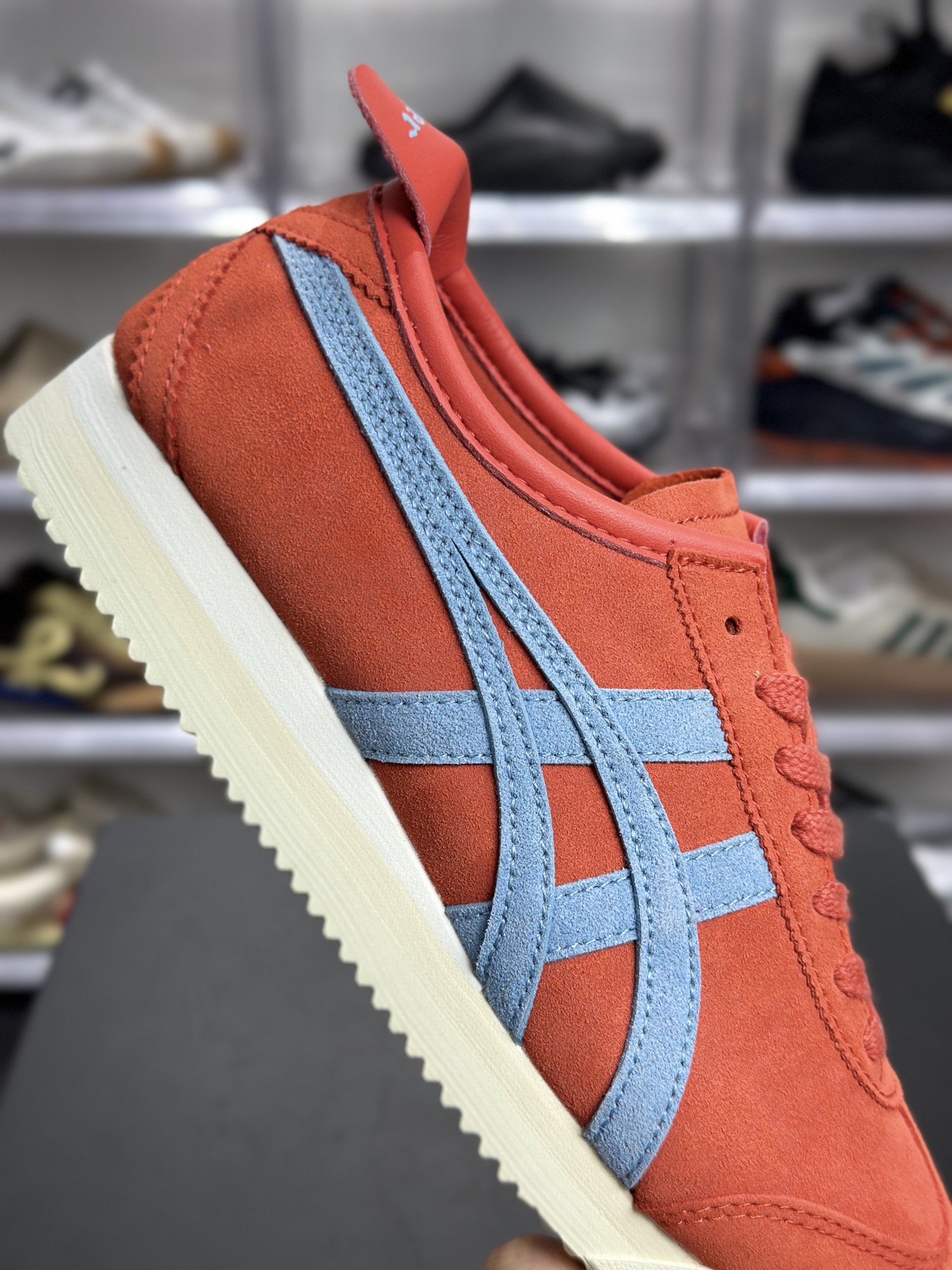 160 鬼冢虎 MEXICO 66 PF(橘色 / 浅蓝) 1183C616-600-Chinese UA Cheap High Quatity Brand Clothes Bags handbags Sneakers wholesale wholesaler seller from China Factory suppliers Fashion Clothing Shoes best Quality Beautiful Price 160 鬼冢虎 MEXICO 66 PF(橘色 / 浅蓝) 1183C616-600