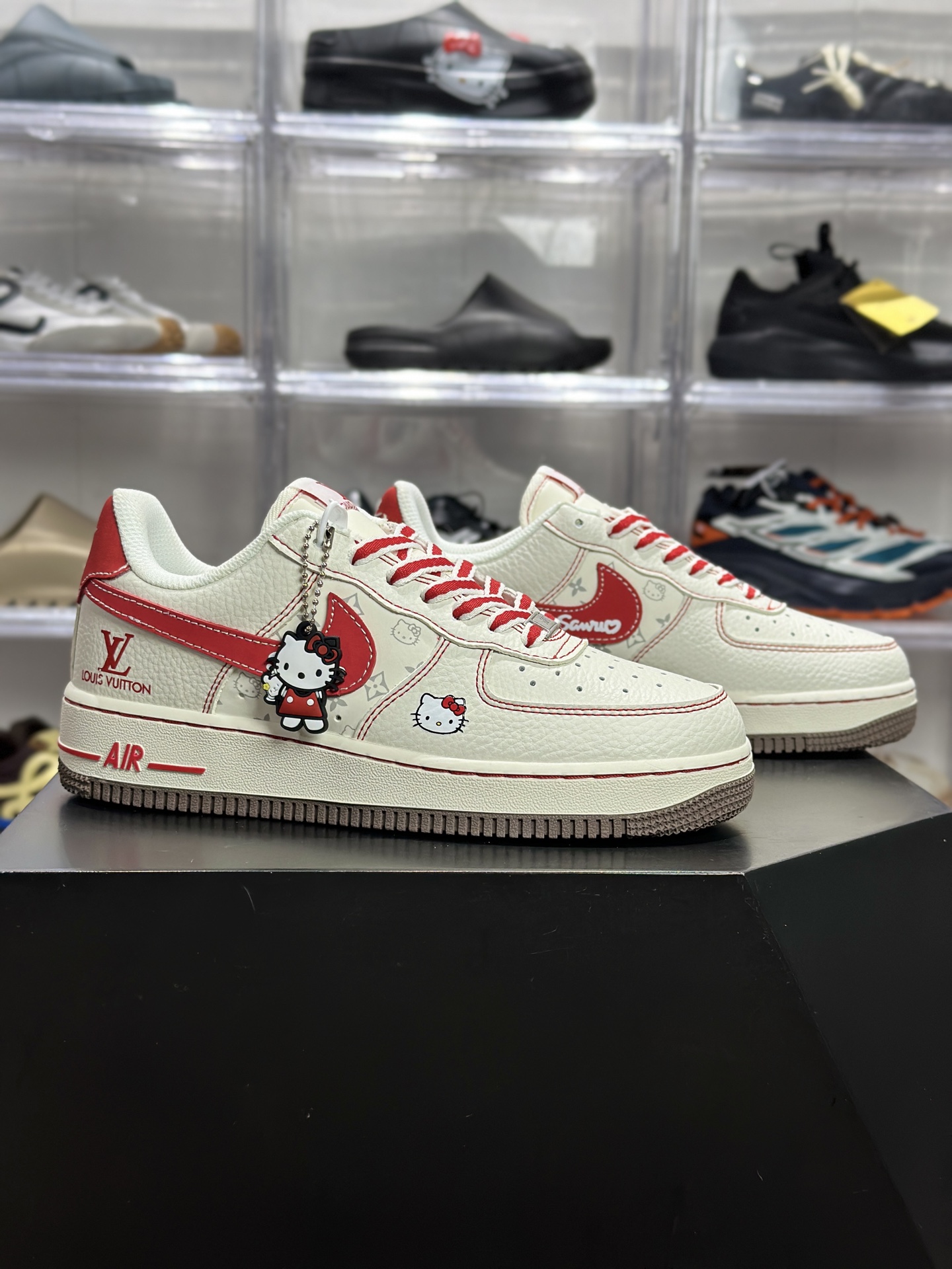 260 Hello Kitty x AF1 奶油红定制款 168-NH0601-549-Chinese UA Cheap High Quatity Brand Clothes Bags handbags Sneakers wholesale wholesaler seller from China Factory suppliers Fashion Clothing Shoes best Quality Beautiful Price 260 Hello Kitty x AF1 奶油红定制款 168-NH0601-549