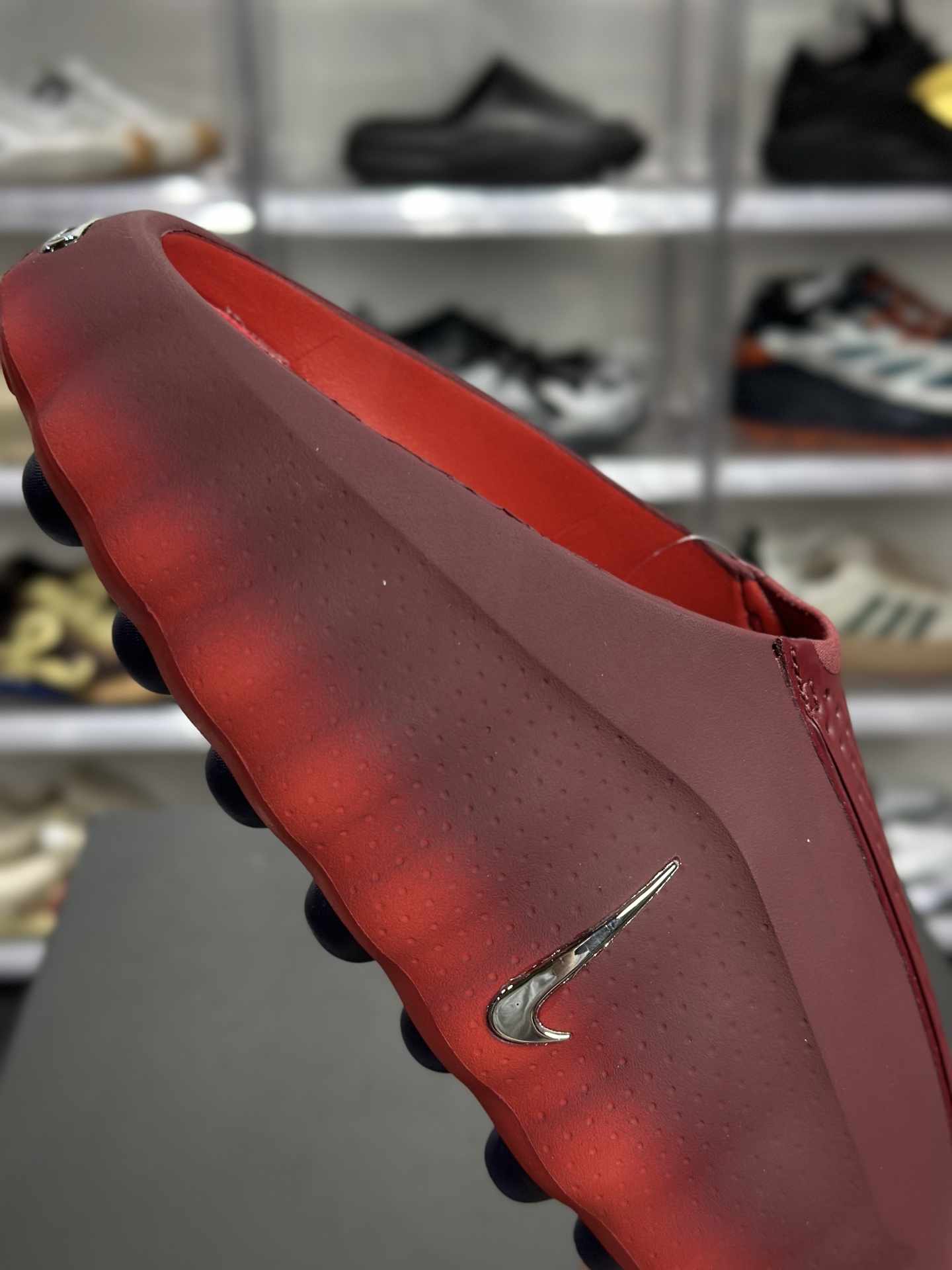 Nike Mind 001 科比灵感红黑渐变款 HQ4307-601-Top High Quatity Cheap Sneakers Fashion Clothing Clothes Bags handbags Shoes of all Brand wholesale With The best Quality And Beautiful Price from China Factory Chinese suppliers wholesaler seller Nike Mind 001 科比灵感红黑渐变款 HQ4307-601