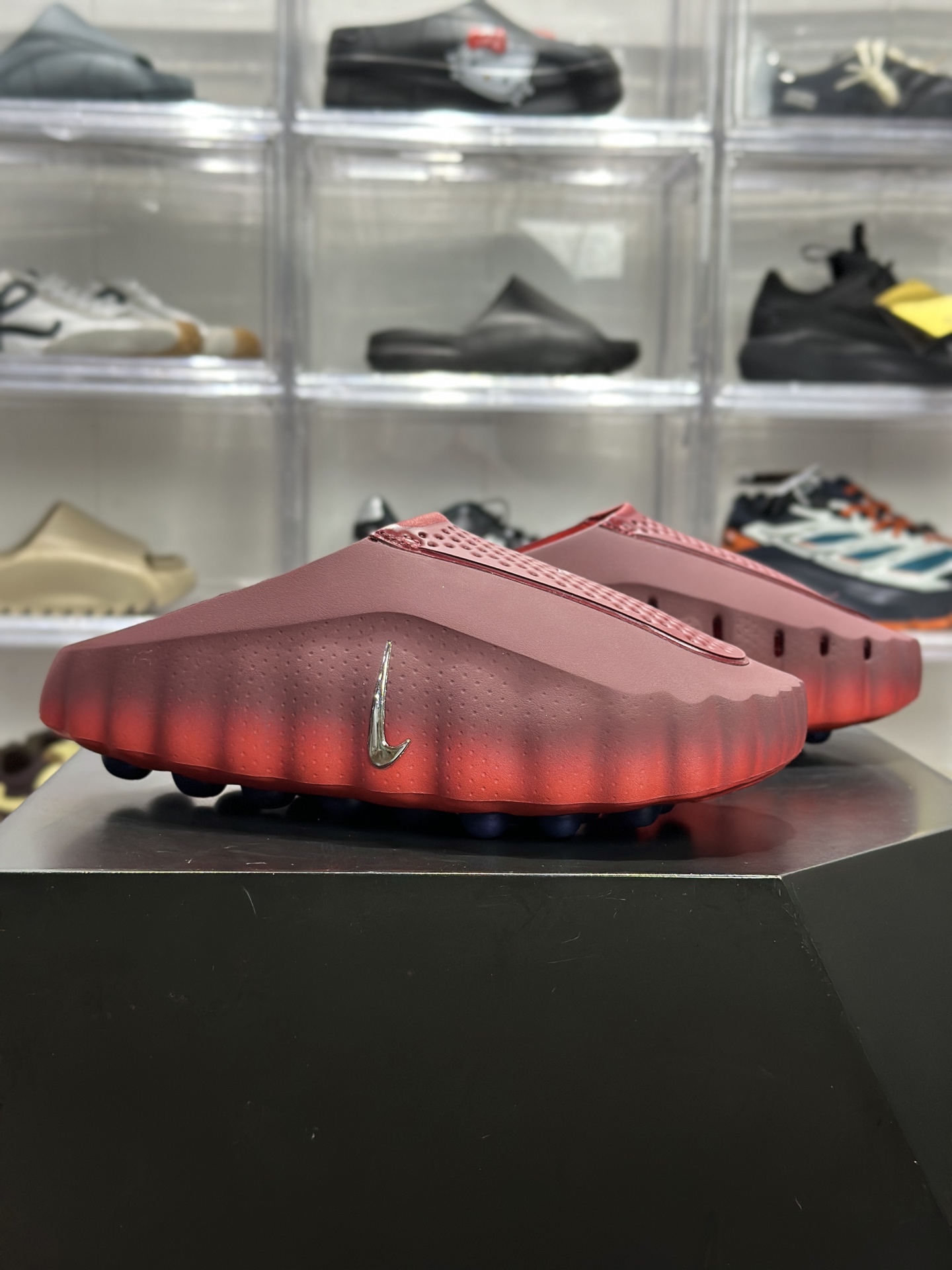 Nike Mind 001 科比灵感红黑渐变款 HQ4307-601-Top High Quatity Cheap Sneakers Fashion Clothing Clothes Bags handbags Shoes of all Brand wholesale With The best Quality And Beautiful Price from China Factory Chinese suppliers wholesaler seller Nike Mind 001 科比灵感红黑渐变款 HQ4307-601
