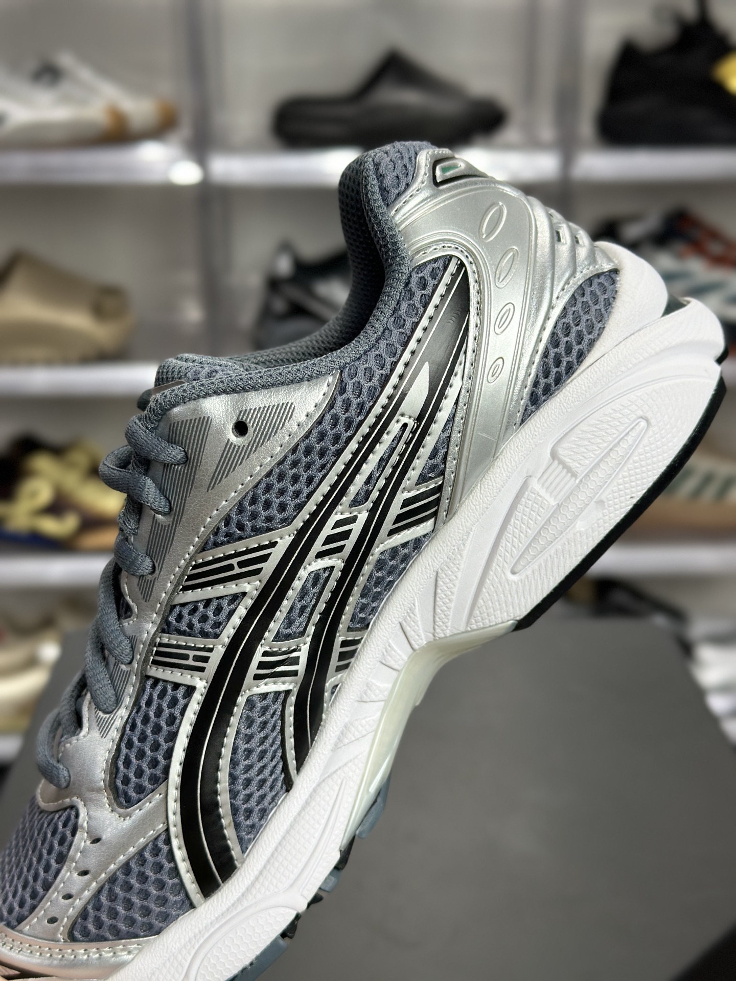 220 ASICS GEL-KAYANO 14 银灰绿色 1203A537-020