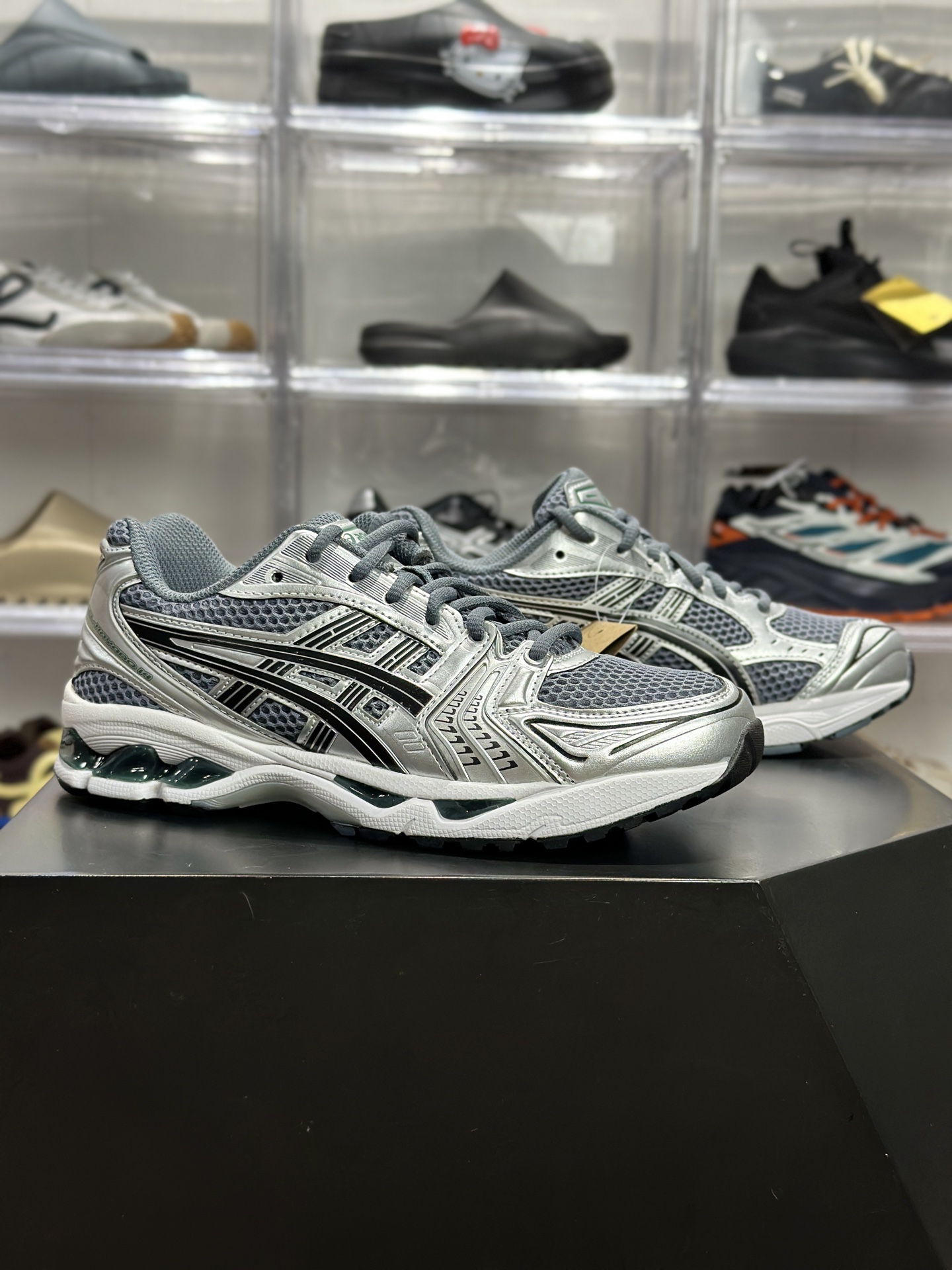 220 ASICS GEL-KAYANO 14 银灰绿色 1203A537-020