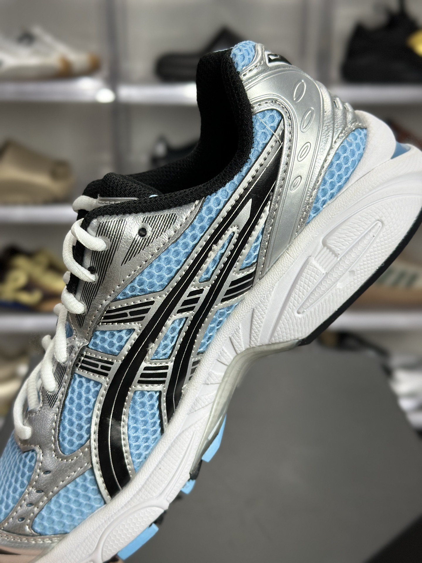 220 ASICS GEL-KAYANO 14「冰蓝银」 1203A537-400 俗称银月