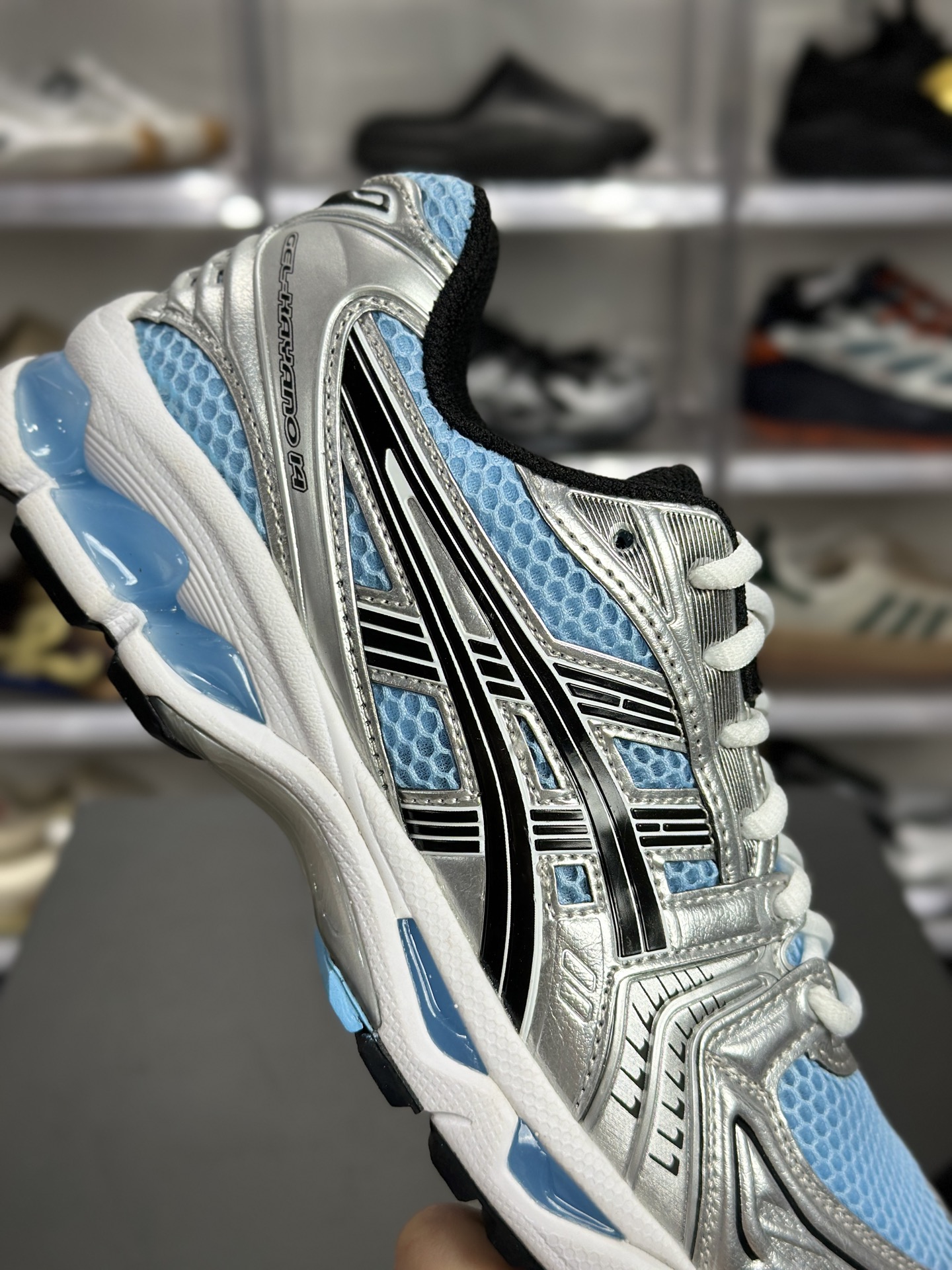 220 ASICS GEL-KAYANO 14「冰蓝银」 1203A537-400 俗称银月