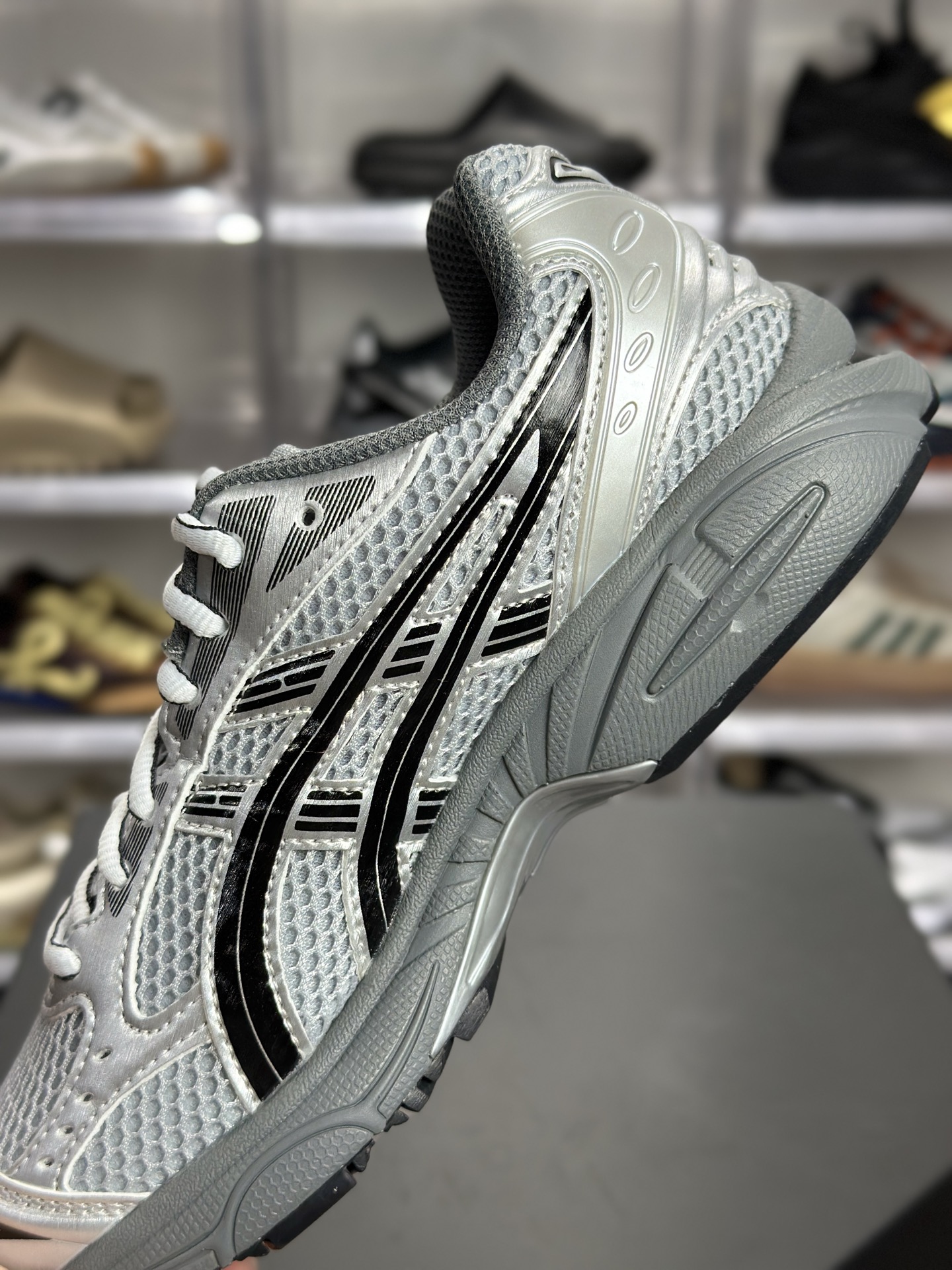 220 ASICS GEL-KAYANO 14「银黑」 1203A706-020 俗称金属银武士款-Chinese UA Cheap High Quatity Brand Clothes Bags handbags Sneakers wholesale wholesaler seller from China Factory suppliers Fashion Clothing Shoes best Quality Beautiful Price 220 ASICS GEL-KAYANO 14「银黑」 1203A706-020 俗称金属银武士款