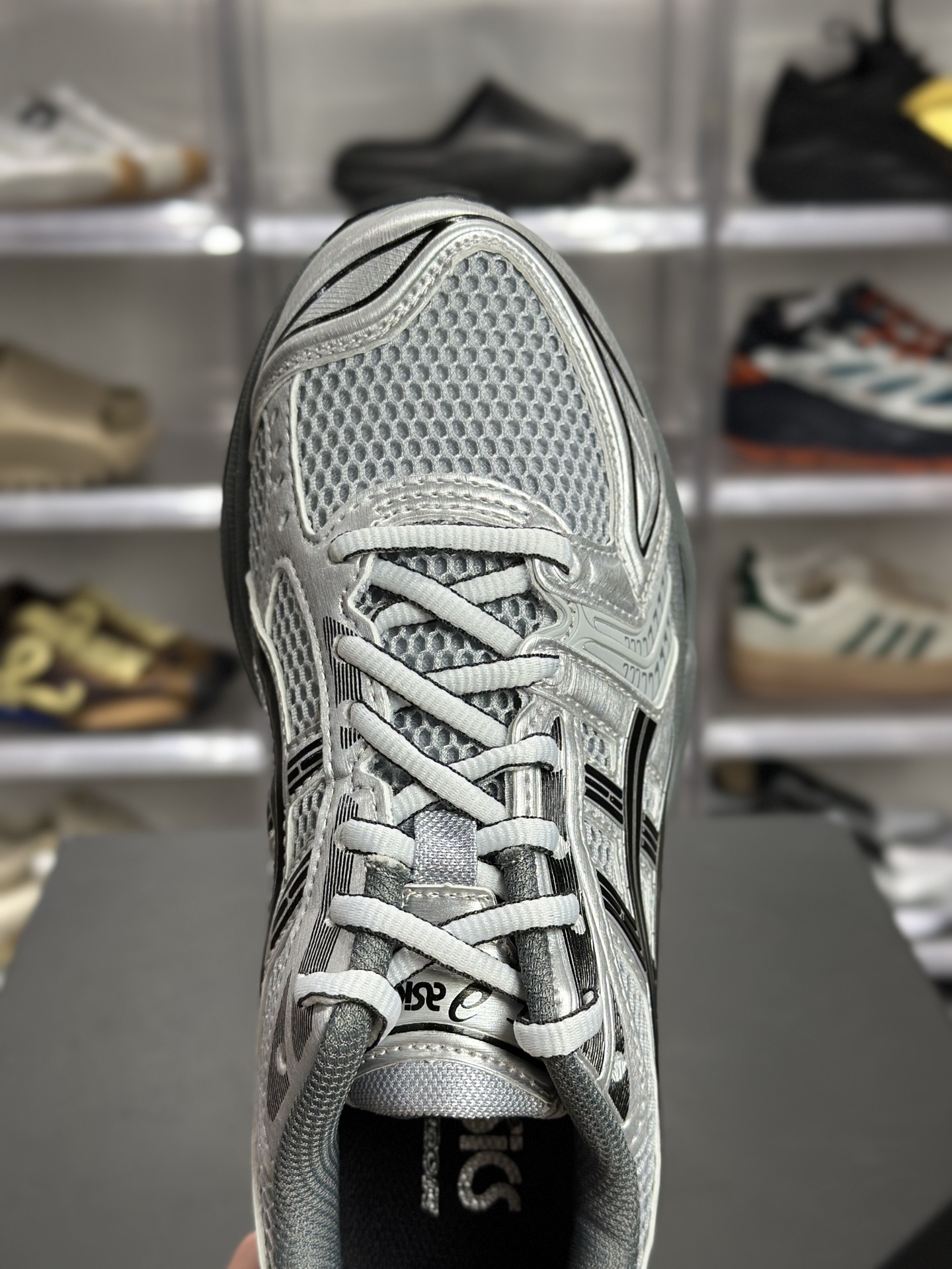 220 ASICS GEL-KAYANO 14「银黑」 1203A706-020 俗称金属银武士款-Chinese UA Cheap High Quatity Brand Clothes Bags handbags Sneakers wholesale wholesaler seller from China Factory suppliers Fashion Clothing Shoes best Quality Beautiful Price 220 ASICS GEL-KAYANO 14「银黑」 1203A706-020 俗称金属银武士款