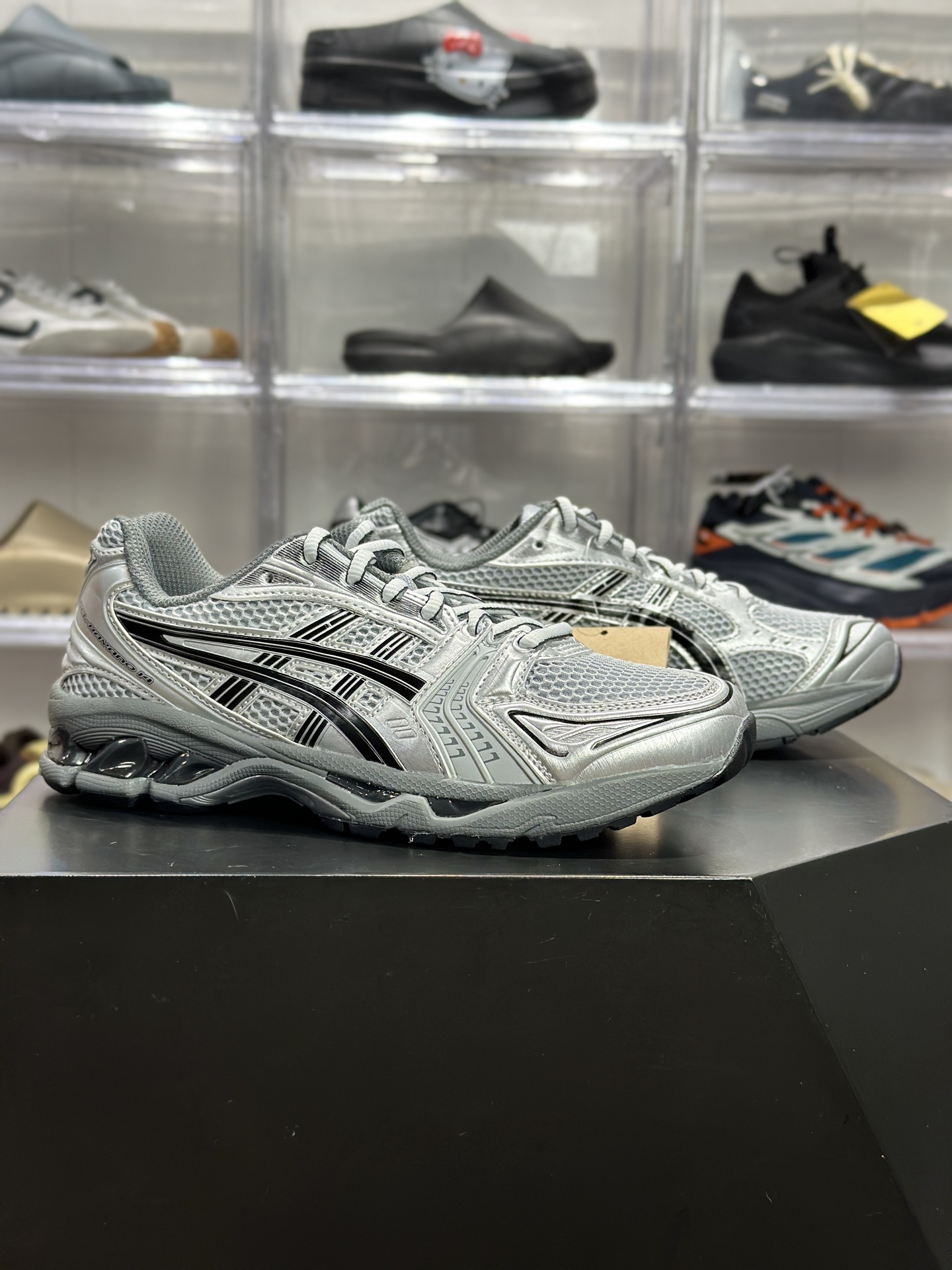 220 ASICS GEL-KAYANO 14「银黑」 1203A706-020 俗称金属银武士款-Chinese UA Cheap High Quatity Brand Clothes Bags handbags Sneakers wholesale wholesaler seller from China Factory suppliers Fashion Clothing Shoes best Quality Beautiful Price 220 ASICS GEL-KAYANO 14「银黑」 1203A706-020 俗称金属银武士款