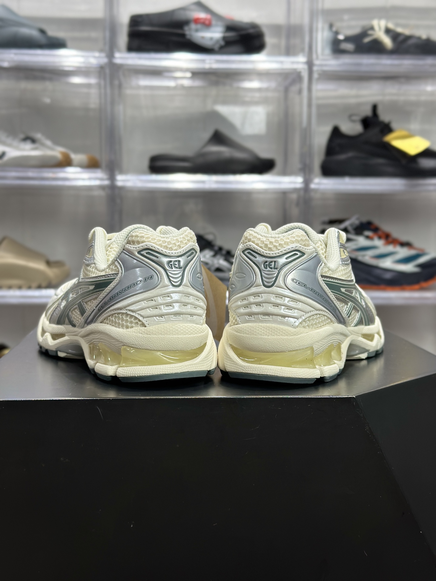 220 ASICS GEL-KAYANO 14「米白灰绿」 1201A019-200 俗称奶茶色 / 奶油绿款