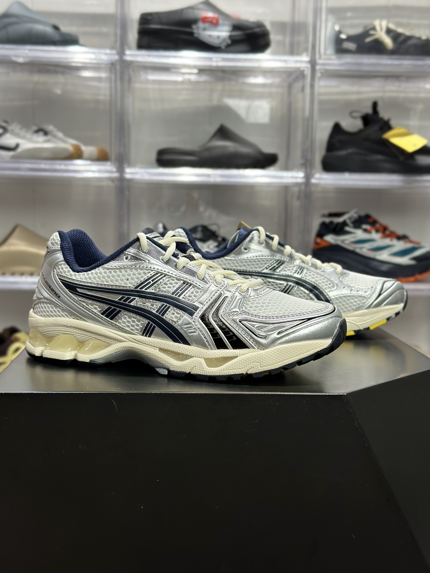 220 ASICS GEL-KAYANO 14「白银午夜蓝」 1203A961-100 俗称奶白藏蓝款