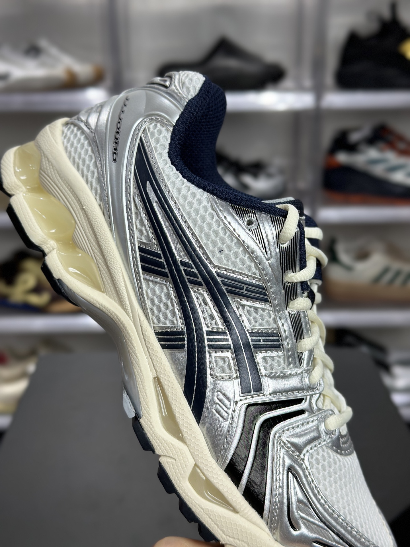 220 ASICS GEL-KAYANO 14「白银午夜蓝」 1203A961-100 俗称奶白藏蓝款