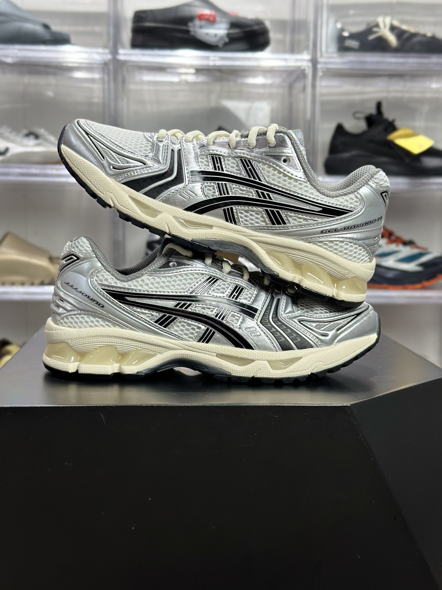 220 ASICS GEL-KAYANO 14「白银黑」 1201A457-101 俗称米白黑复古款