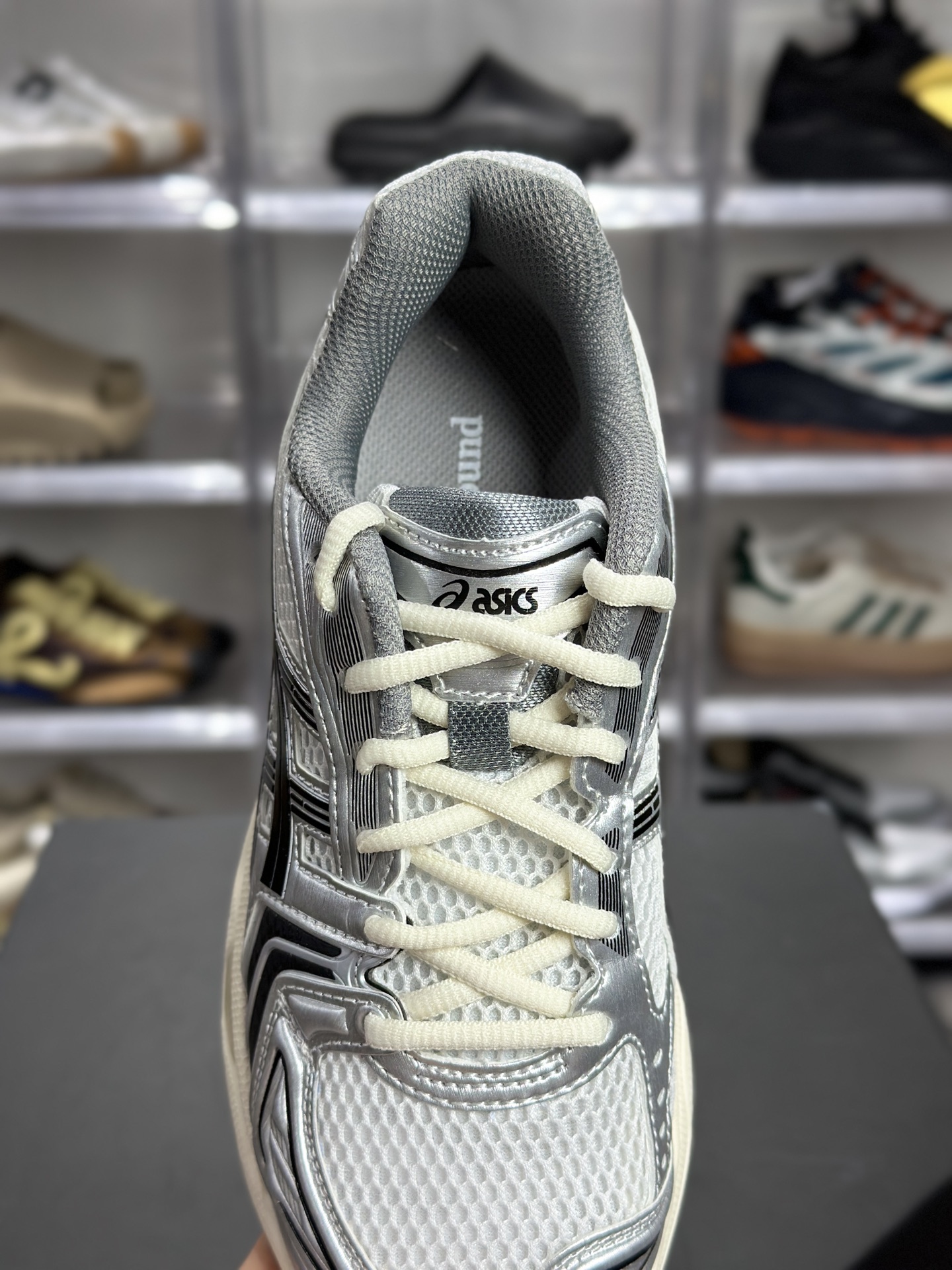 220 ASICS GEL-KAYANO 14「白银黑」 1201A457-101 俗称米白黑复古款