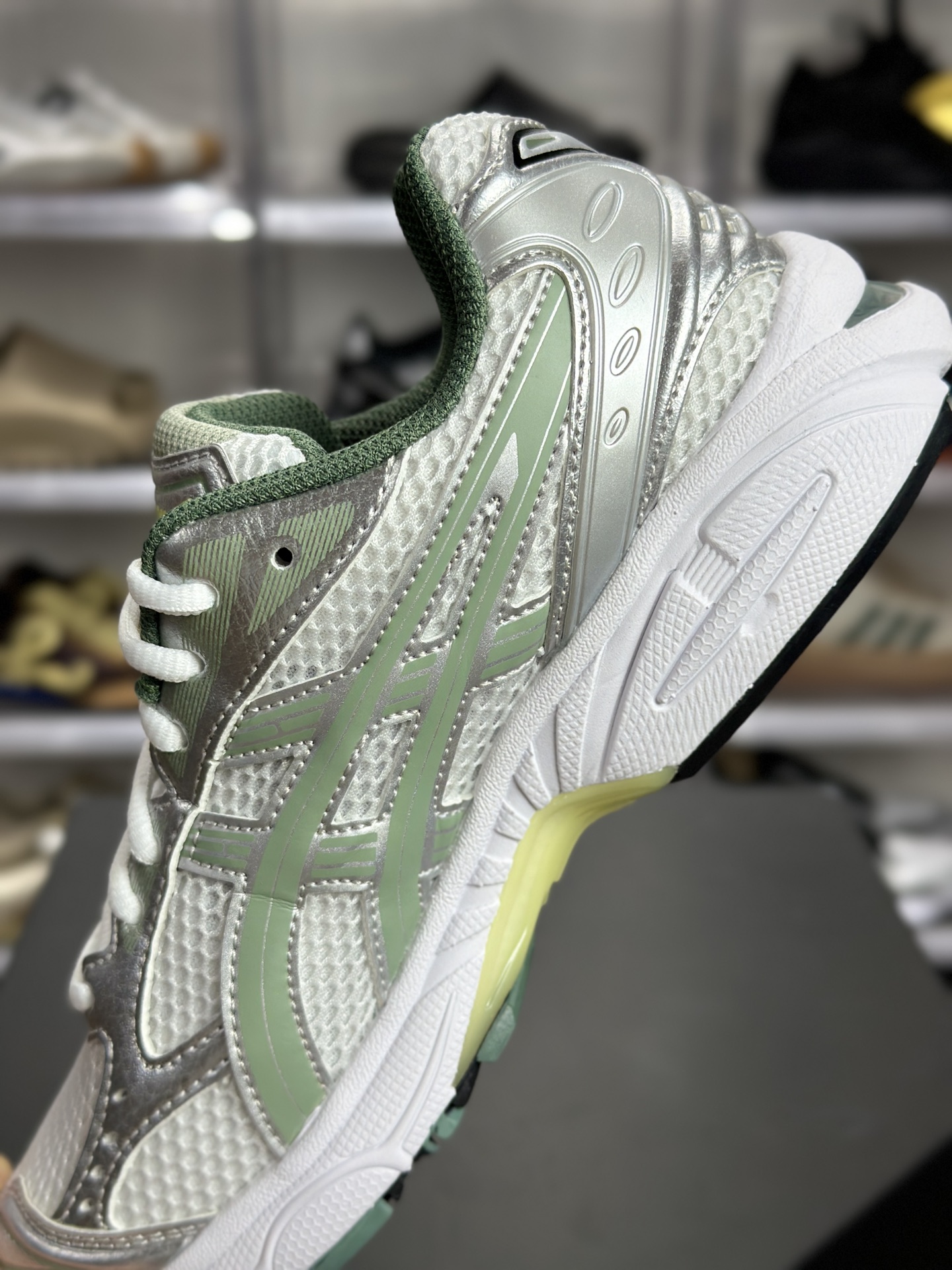 220 ASICS GEL-KAYANO 14「白绿石板灰」 1201A019-107 俗称白绿银 / 抹茶银