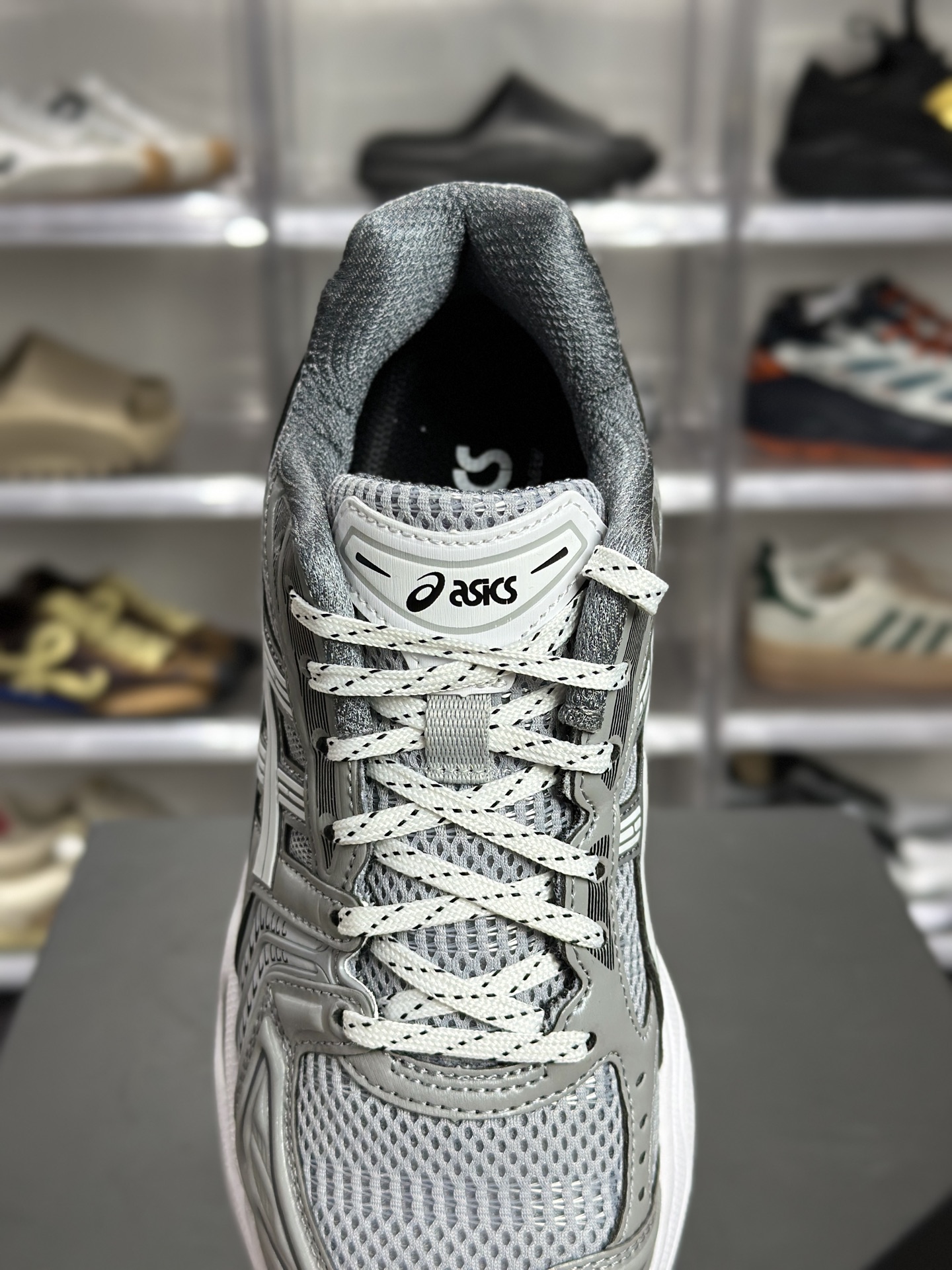 220 ASICS GEL-KAYANO 14「水泥灰」 1203A704-020 俗称浅灰银款-Chinese UA Cheap High Quatity Brand Clothes Bags handbags Sneakers wholesale wholesaler seller from China Factory suppliers Fashion Clothing Shoes best Quality Beautiful Price 220 ASICS GEL-KAYANO 14「水泥灰」 1203A704-020 俗称浅灰银款