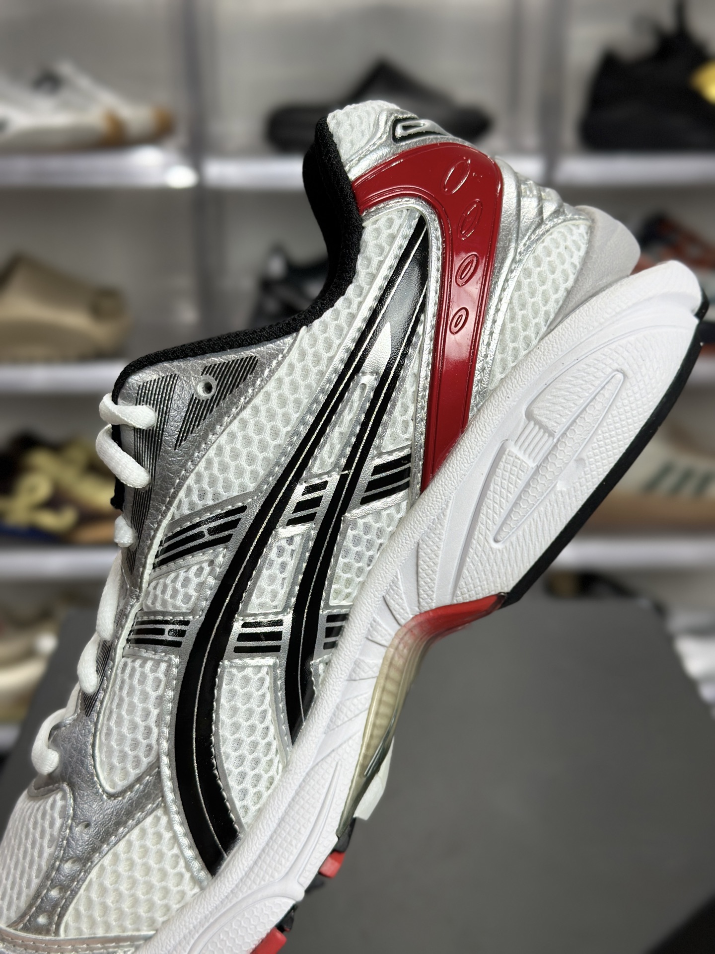 220 ASICS GEL-KAYANO 14「经典红白」 1201A019-103 俗称银红元年款-Chinese UA Cheap High Quatity Brand Clothes Bags handbags Sneakers wholesale wholesaler seller from China Factory suppliers Fashion Clothing Shoes best Quality Beautiful Price 220 ASICS GEL-KAYANO 14「经典红白」 1201A019-103 俗称银红元年款