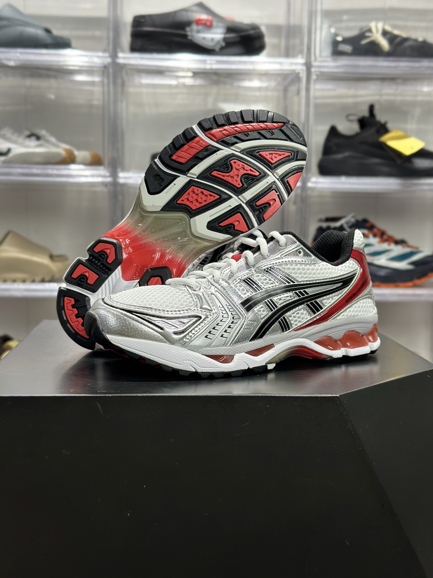 220 ASICS GEL-KAYANO 14「经典红白」 1201A019-103 俗称银红元年款-Chinese UA Cheap High Quatity Brand Clothes Bags handbags Sneakers wholesale wholesaler seller from China Factory suppliers Fashion Clothing Shoes best Quality Beautiful Price 220 ASICS GEL-KAYANO 14「经典红白」 1201A019-103 俗称银红元年款