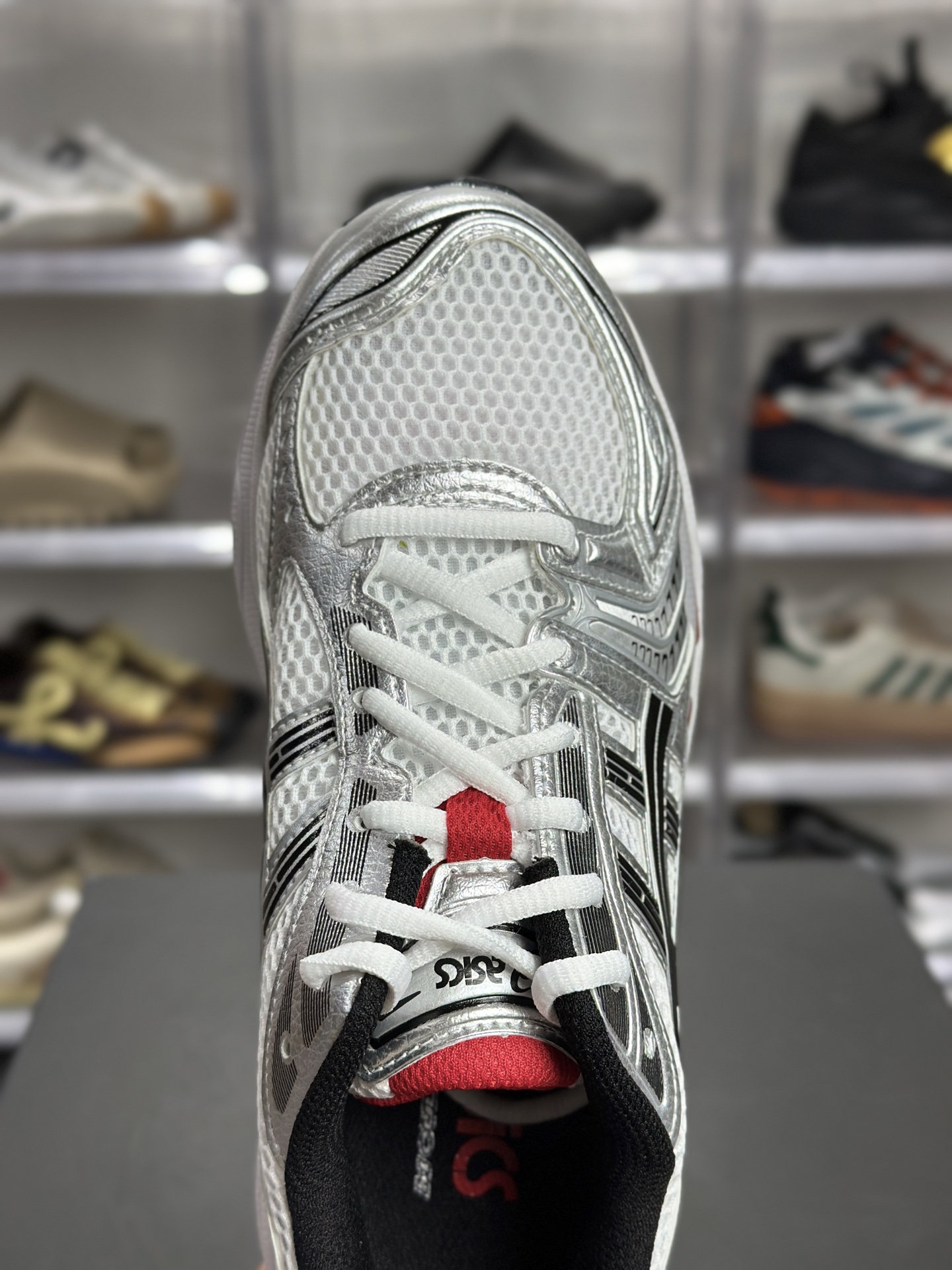 220 ASICS GEL-KAYANO 14「经典红白」 1201A019-103 俗称银红元年款-Chinese UA Cheap High Quatity Brand Clothes Bags handbags Sneakers wholesale wholesaler seller from China Factory suppliers Fashion Clothing Shoes best Quality Beautiful Price 220 ASICS GEL-KAYANO 14「经典红白」 1201A019-103 俗称银红元年款