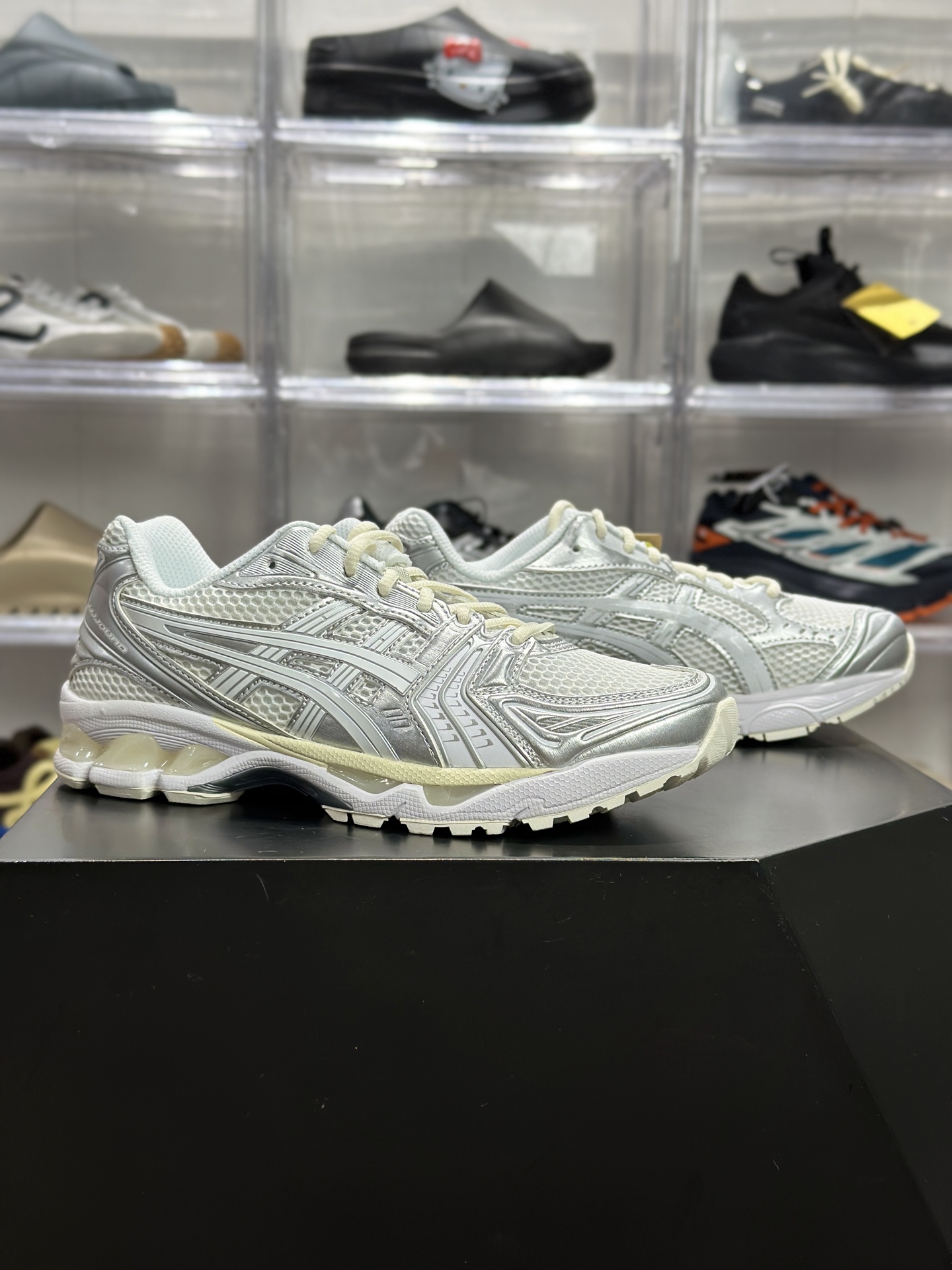220 ASICS GEL-KAYANO 14「月光白银」 1201A457-100 俗称白银纯白款-Chinese UA Cheap High Quatity Brand Clothes Bags handbags Sneakers wholesale wholesaler seller from China Factory suppliers Fashion Clothing Shoes best Quality Beautiful Price 220 ASICS GEL-KAYANO 14「月光白银」 1201A457-100 俗称白银纯白款