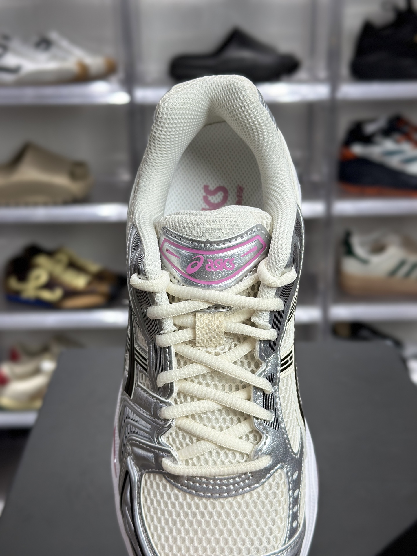 220 ASICS GEL-KAYANO 14「奶油甜心粉」 1203A537-103 俗称甜妹粉银款-Chinese UA Cheap High Quatity Brand Clothes Bags handbags Sneakers wholesale wholesaler seller from China Factory suppliers Fashion Clothing Shoes best Quality Beautiful Price 220 ASICS GEL-KAYANO 14「奶油甜心粉」 1203A537-103 俗称甜妹粉银款