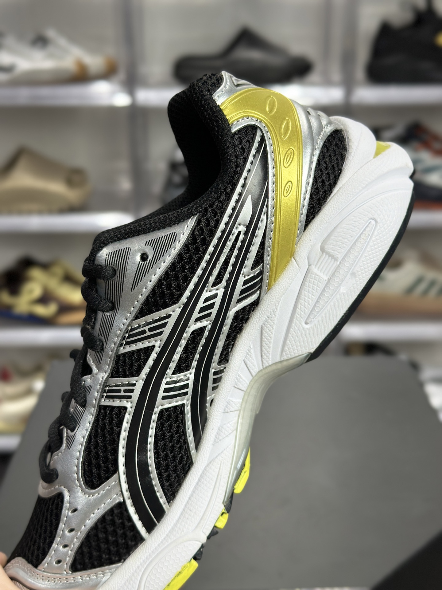 220 ASICS GEL-KAYANO 14「黑银柠檬黄」 1203A537-001 俗称闪电黄款