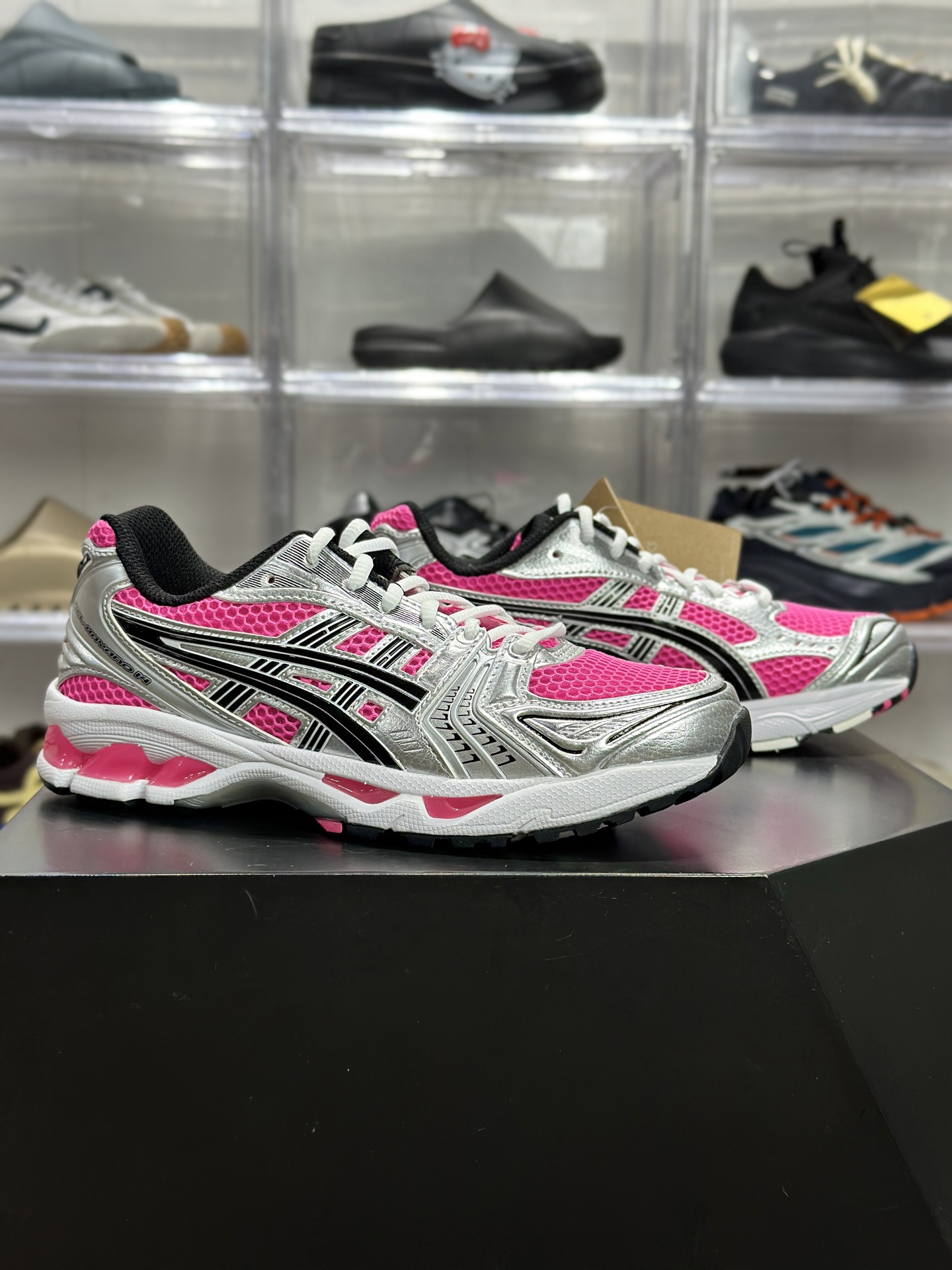220 ASICS GEL-KAYANO 14「芭比粉银」 1201A019-700 俗称辣妹荧光粉款