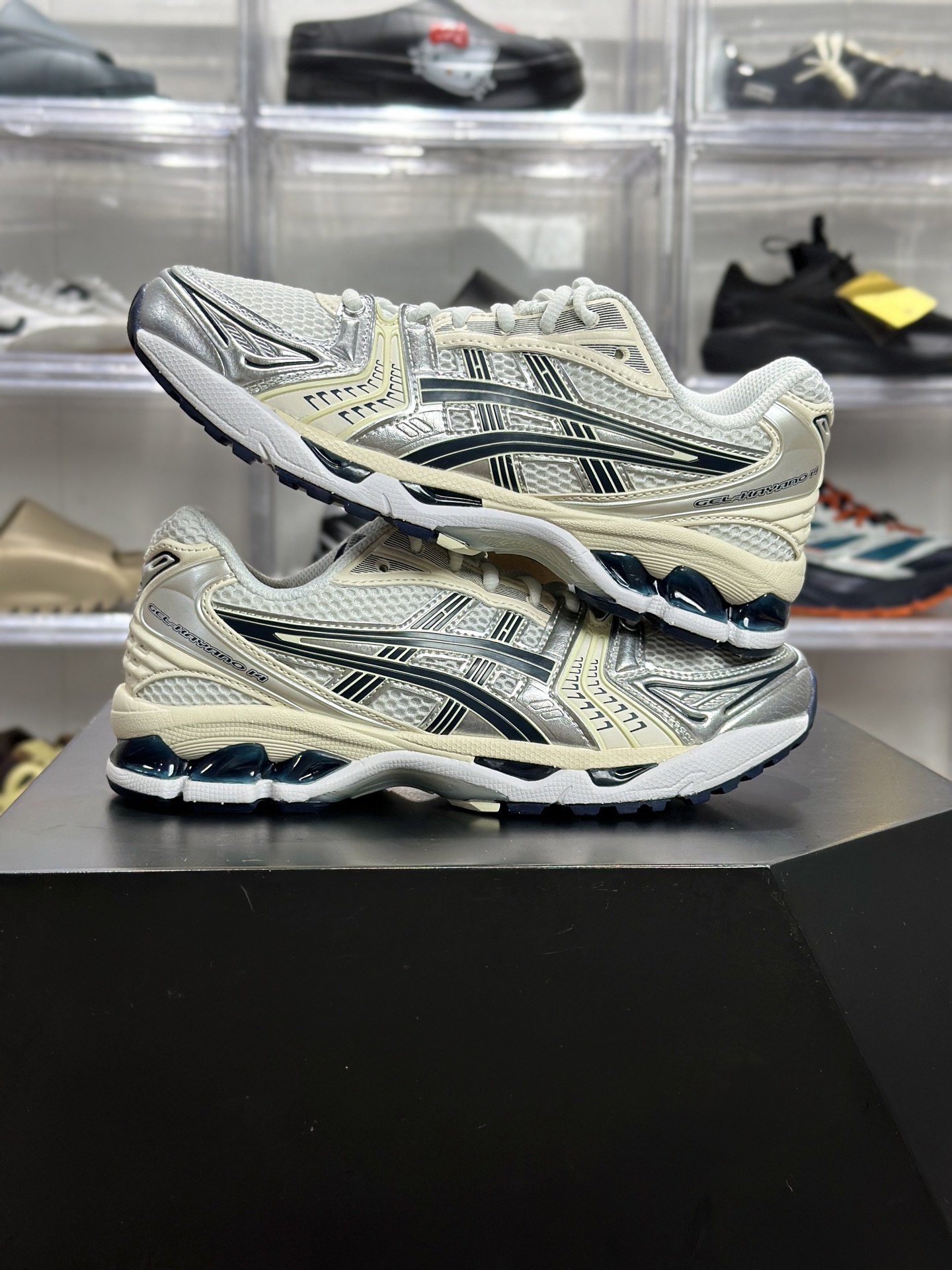220 ASICS GEL-KAYANO 14「白银午夜蓝」 1202A056-109 俗称学院风白蓝款