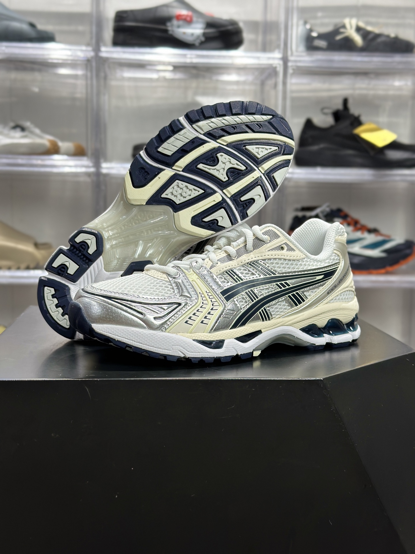 220 ASICS GEL-KAYANO 14「白银午夜蓝」 1202A056-109 俗称学院风白蓝款