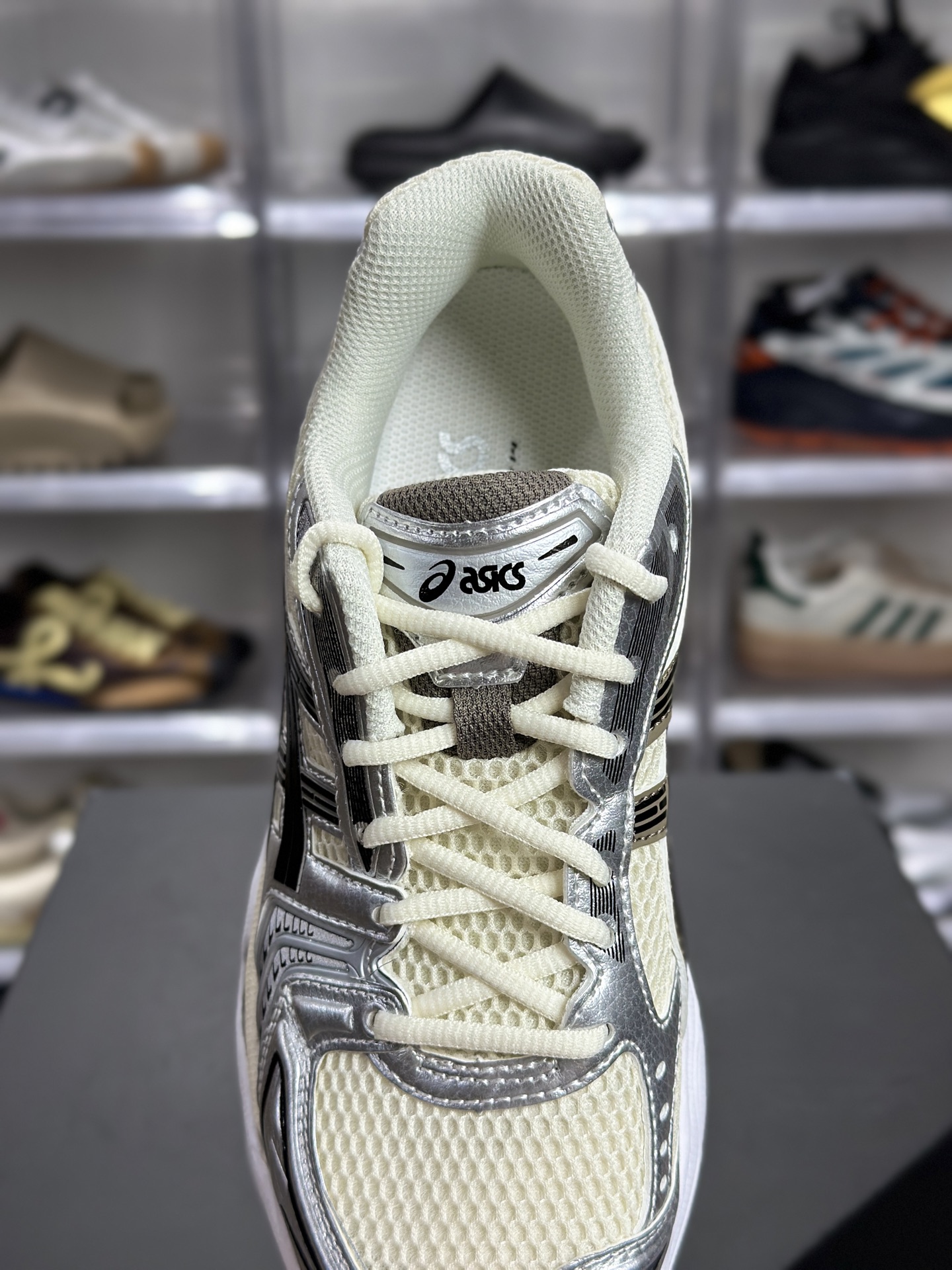220 ASICS GEL-KAYANO 14「复古黑银」 1201A019-108 俗称经典白银黑款