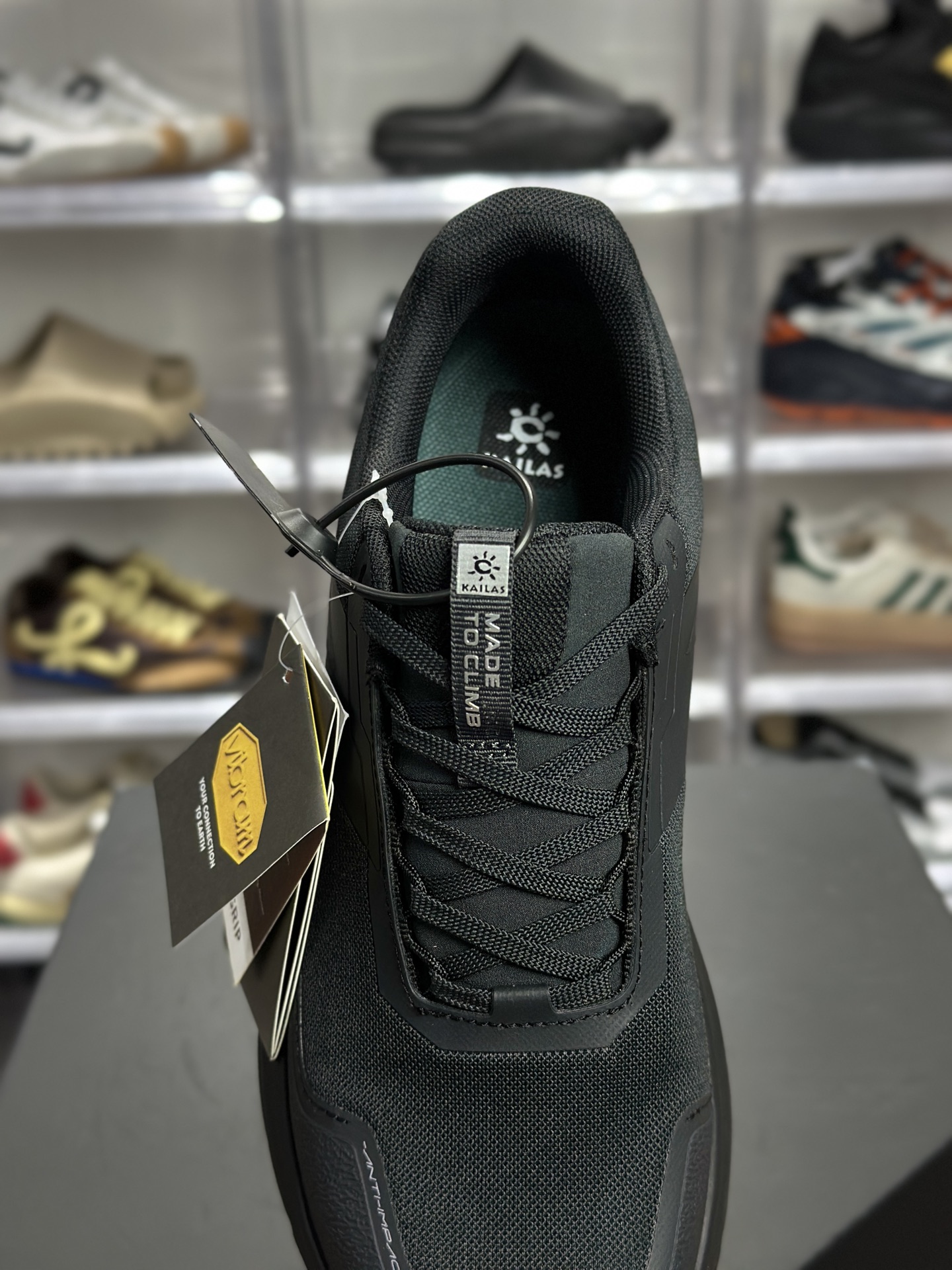 260 凯乐石男款低帮透气登山徒步鞋(简称 “凯乐石界山鞋”) KS251-Chinese UA Cheap High Quatity Brand Clothes Bags handbags Sneakers wholesale wholesaler seller from China Factory suppliers Fashion Clothing Shoes best Quality Beautiful Price 260 凯乐石男款低帮透气登山徒步鞋(简称 “凯乐石界山鞋”) KS251