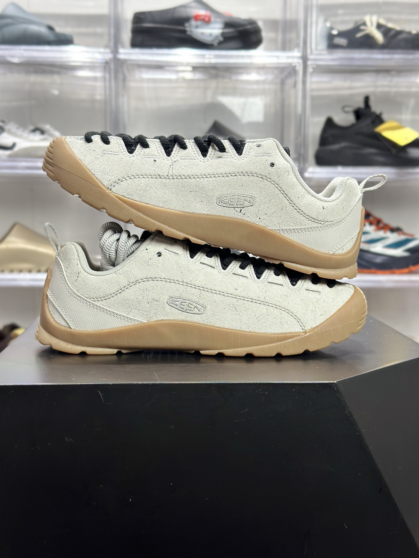 180 KEEN Jasper 休闲鞋(简称 “KEEN 山系鞋”) 1032141-Chinese UA Cheap High Quatity Brand Clothes Bags handbags Sneakers wholesale wholesaler seller from China Factory suppliers Fashion Clothing Shoes best Quality Beautiful Price 180 KEEN Jasper 休闲鞋(简称 “KEEN 山系鞋”) 1032141