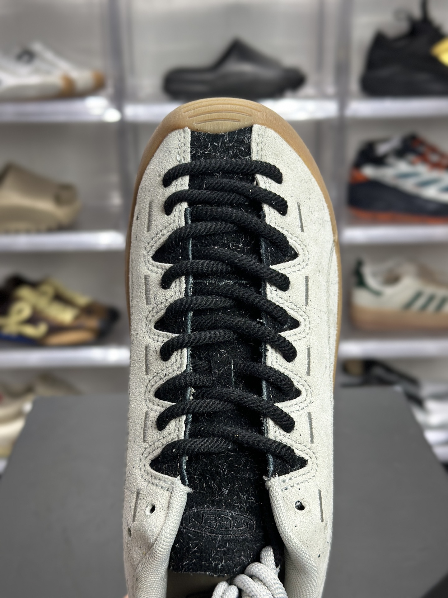 180 KEEN Jasper 休闲鞋(简称 “KEEN 山系鞋”) 1032141-Chinese UA Cheap High Quatity Brand Clothes Bags handbags Sneakers wholesale wholesaler seller from China Factory suppliers Fashion Clothing Shoes best Quality Beautiful Price 180 KEEN Jasper 休闲鞋(简称 “KEEN 山系鞋”) 1032141