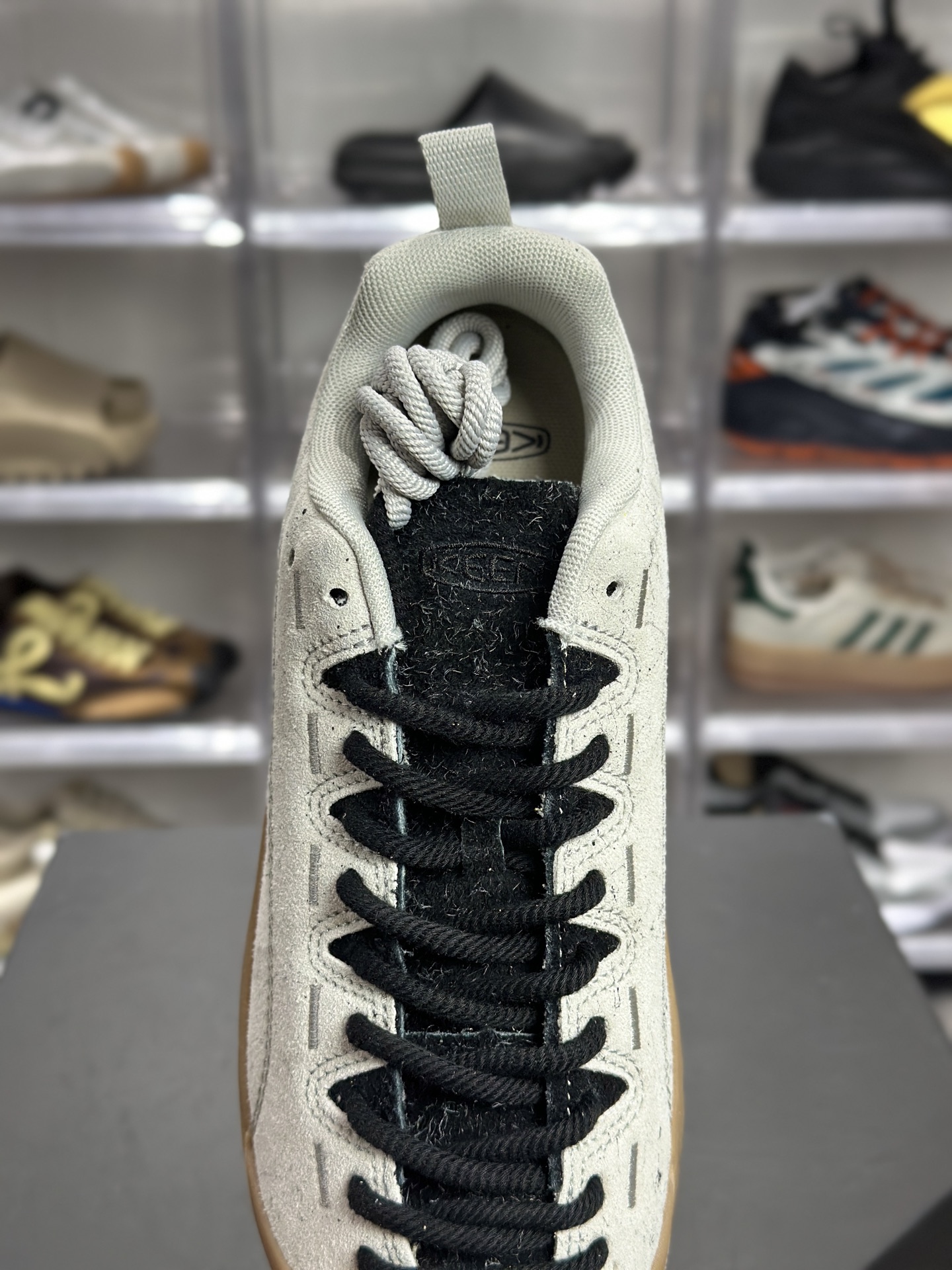 180 KEEN Jasper 休闲鞋(简称 “KEEN 山系鞋”) 1032141-Chinese UA Cheap High Quatity Brand Clothes Bags handbags Sneakers wholesale wholesaler seller from China Factory suppliers Fashion Clothing Shoes best Quality Beautiful Price 180 KEEN Jasper 休闲鞋(简称 “KEEN 山系鞋”) 1032141