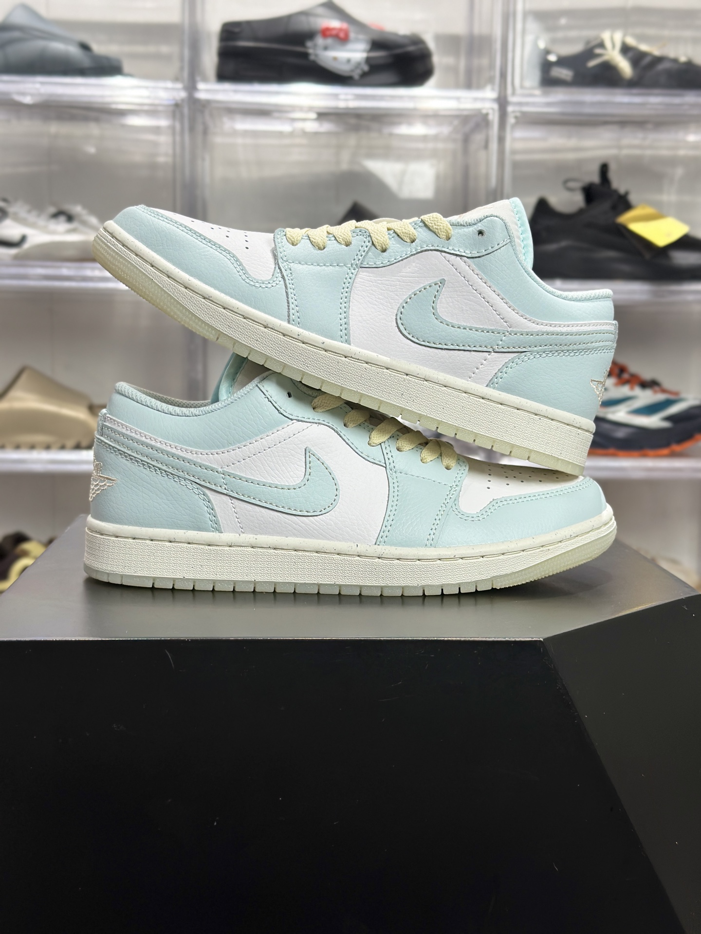 220 Air Jordan 1 Low SE 冰川蓝渐变（简称 “AJ1 浅蓝低帮”） HJ5999-400