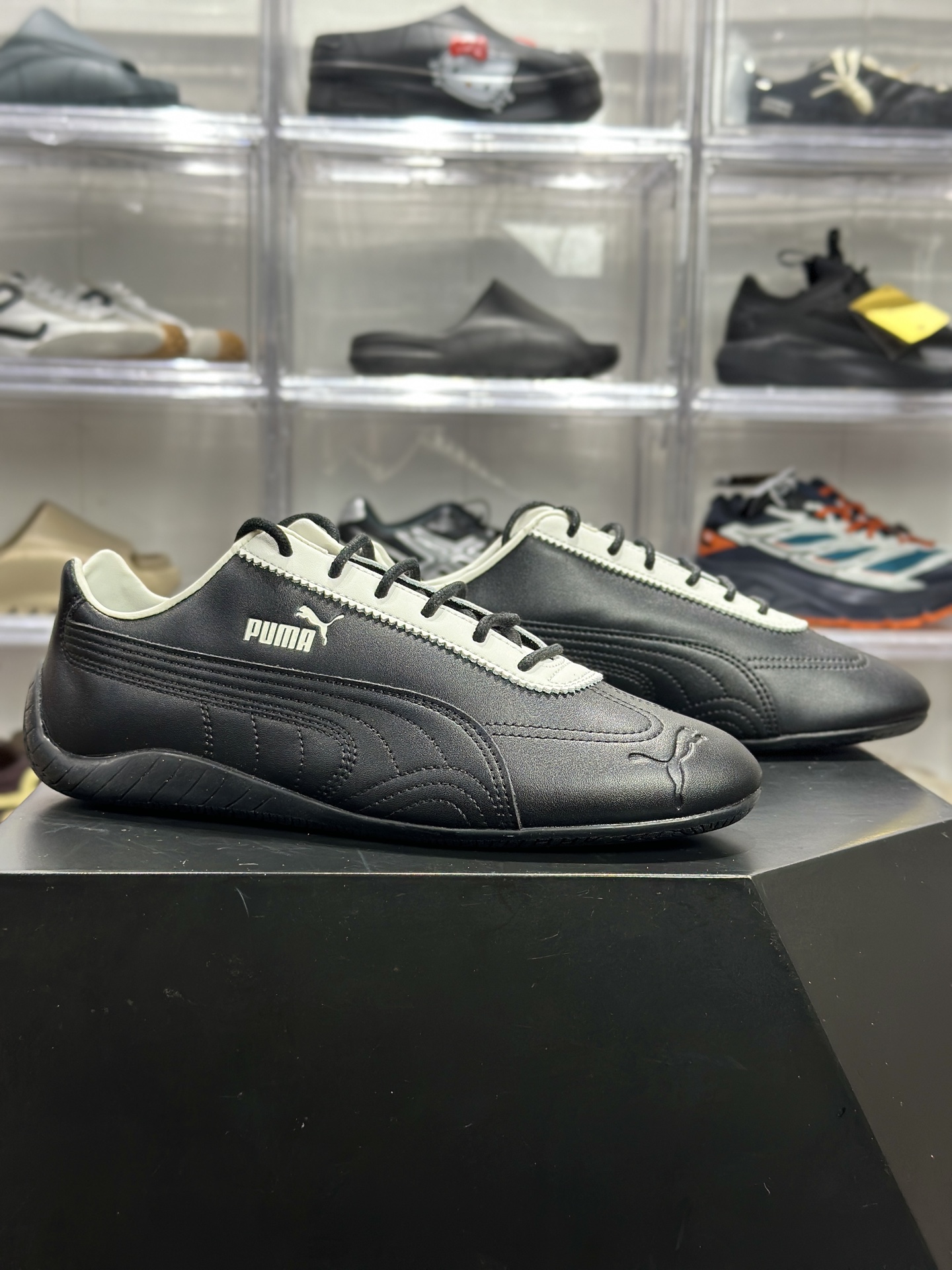 220 PUMA Speedcat x NOAFTERNO 联名款(简称 “黑白天猫”) 404267-02 黑 + 白极简配色-Chinese UA Cheap High Quatity Brand Clothes Bags handbags Sneakers wholesale wholesaler seller from China Factory suppliers Fashion Clothing Shoes best Quality Beautiful Price 220 PUMA Speedcat x NOAFTERNO 联名款(简称 “黑白天猫”) 404267-02 黑 + 白极简配色