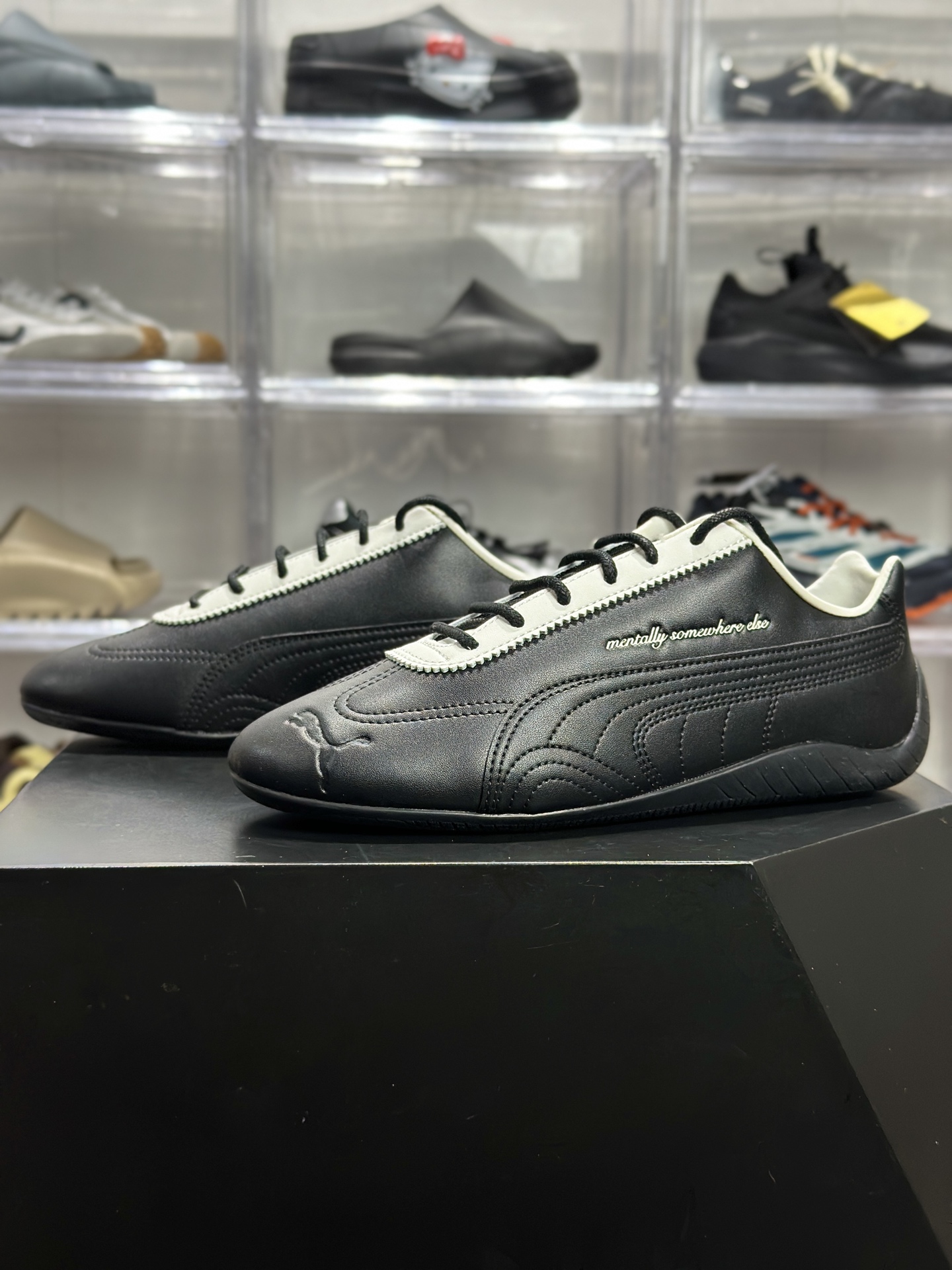 220 PUMA Speedcat x NOAFTERNO 联名款(简称 “黑白天猫”) 404267-02 黑 + 白极简配色-Chinese UA Cheap High Quatity Brand Clothes Bags handbags Sneakers wholesale wholesaler seller from China Factory suppliers Fashion Clothing Shoes best Quality Beautiful Price 220 PUMA Speedcat x NOAFTERNO 联名款(简称 “黑白天猫”) 404267-02 黑 + 白极简配色
