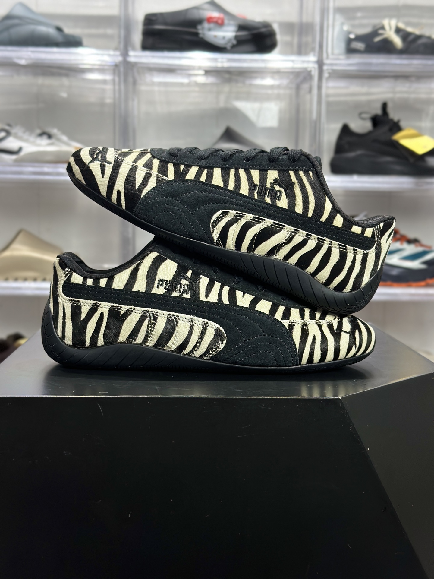 200 PUMA Speedcat Zebra（简称 “斑马猫”） 403356-01
