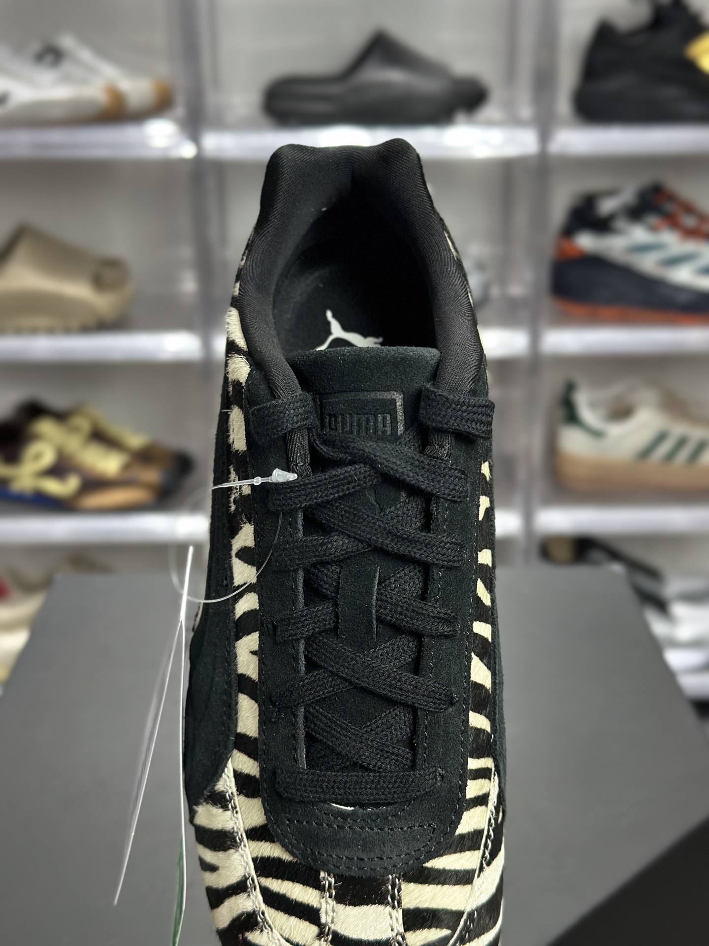 200 PUMA Speedcat Zebra（简称 “斑马猫”） 403356-01